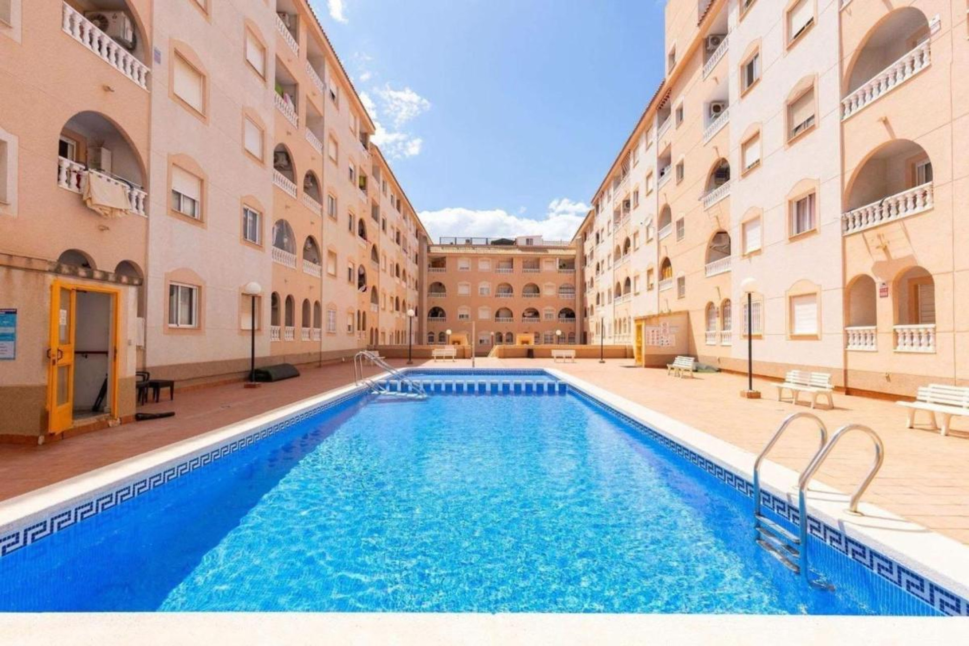 Reventa - Apartamento / piso - Torrevieja - torrevieja