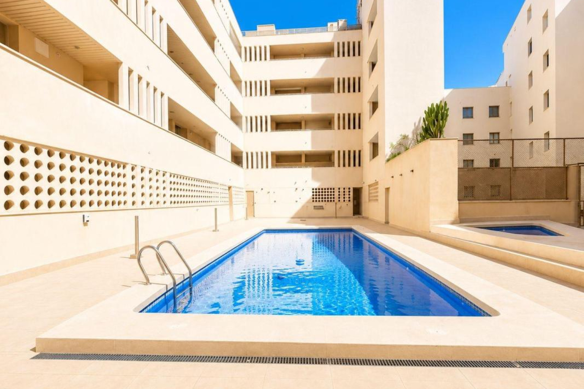 Reventa - Apartamento / piso - Torrevieja - torrevieja