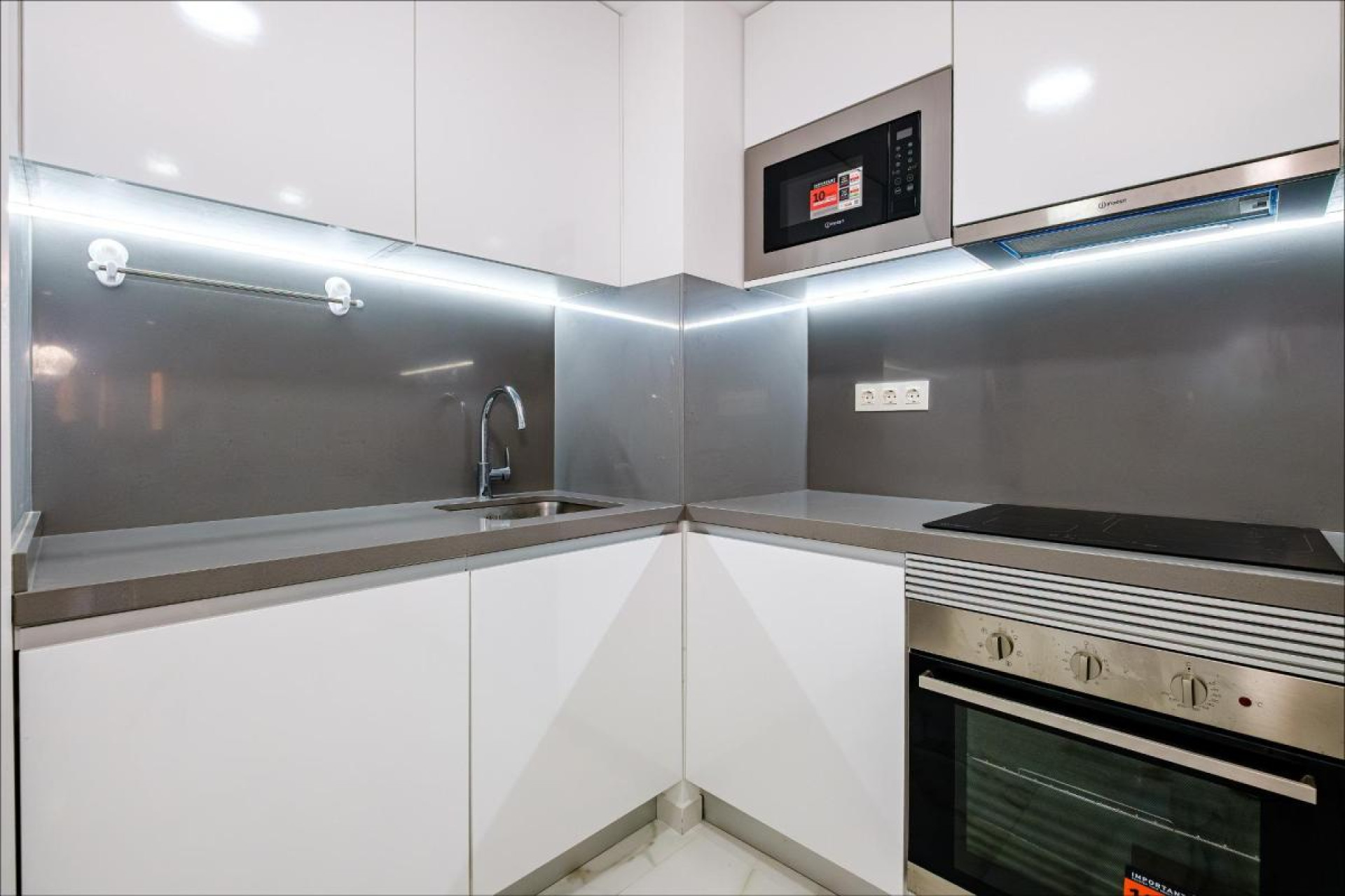 Reventa - Apartamento / piso - Torrevieja - torrevieja
