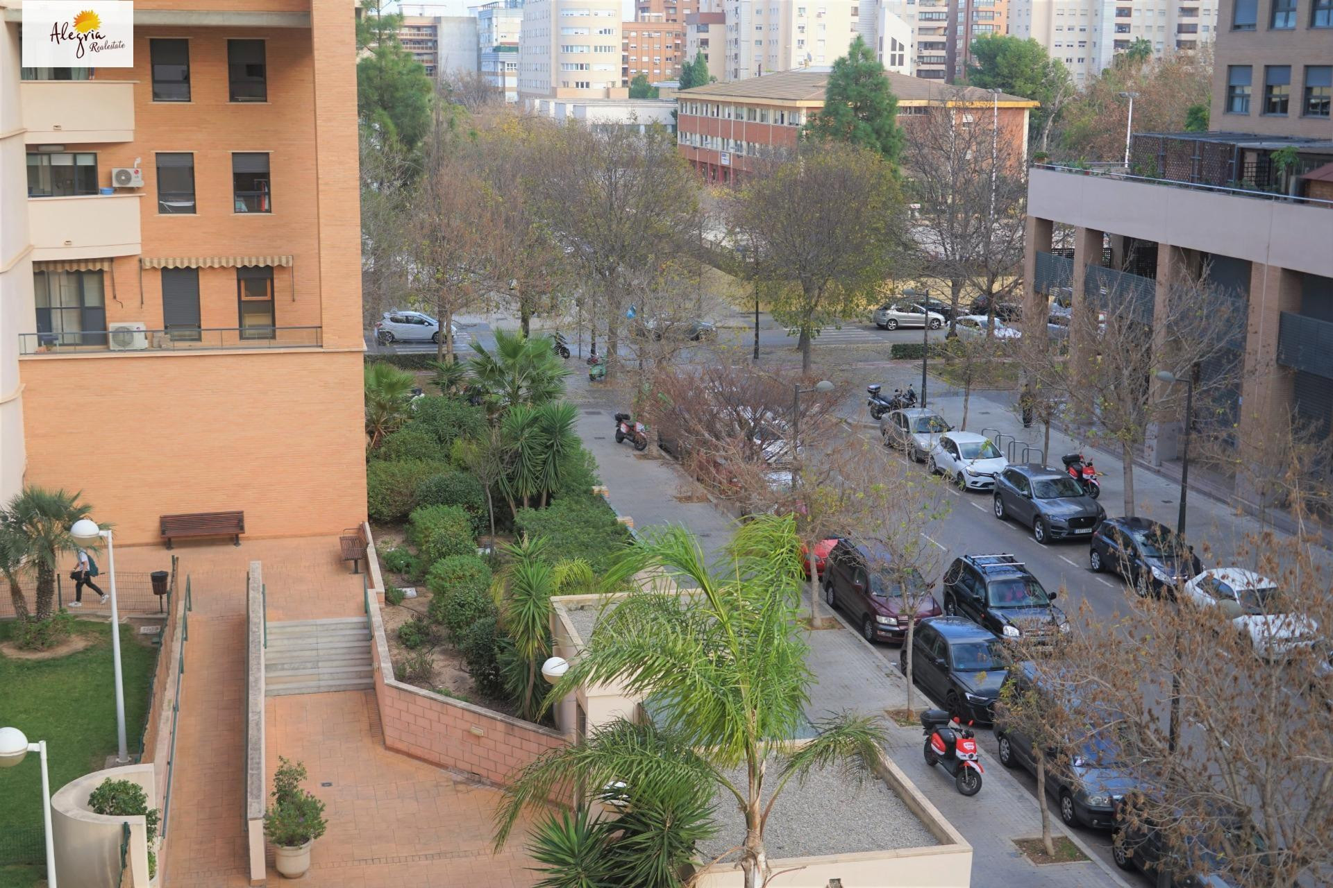 Reventa - Apartamento / piso - Valencia - Campanar