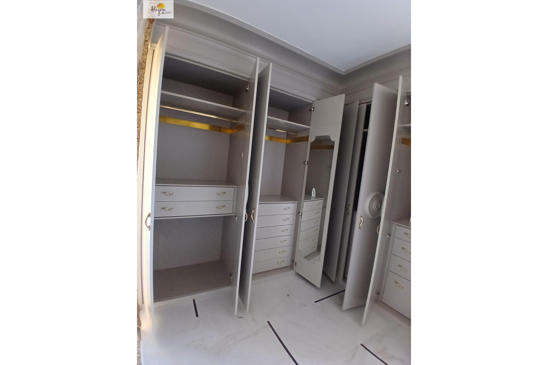 Reventa - Apartamento / piso - Valencia - Comunidad valenciana