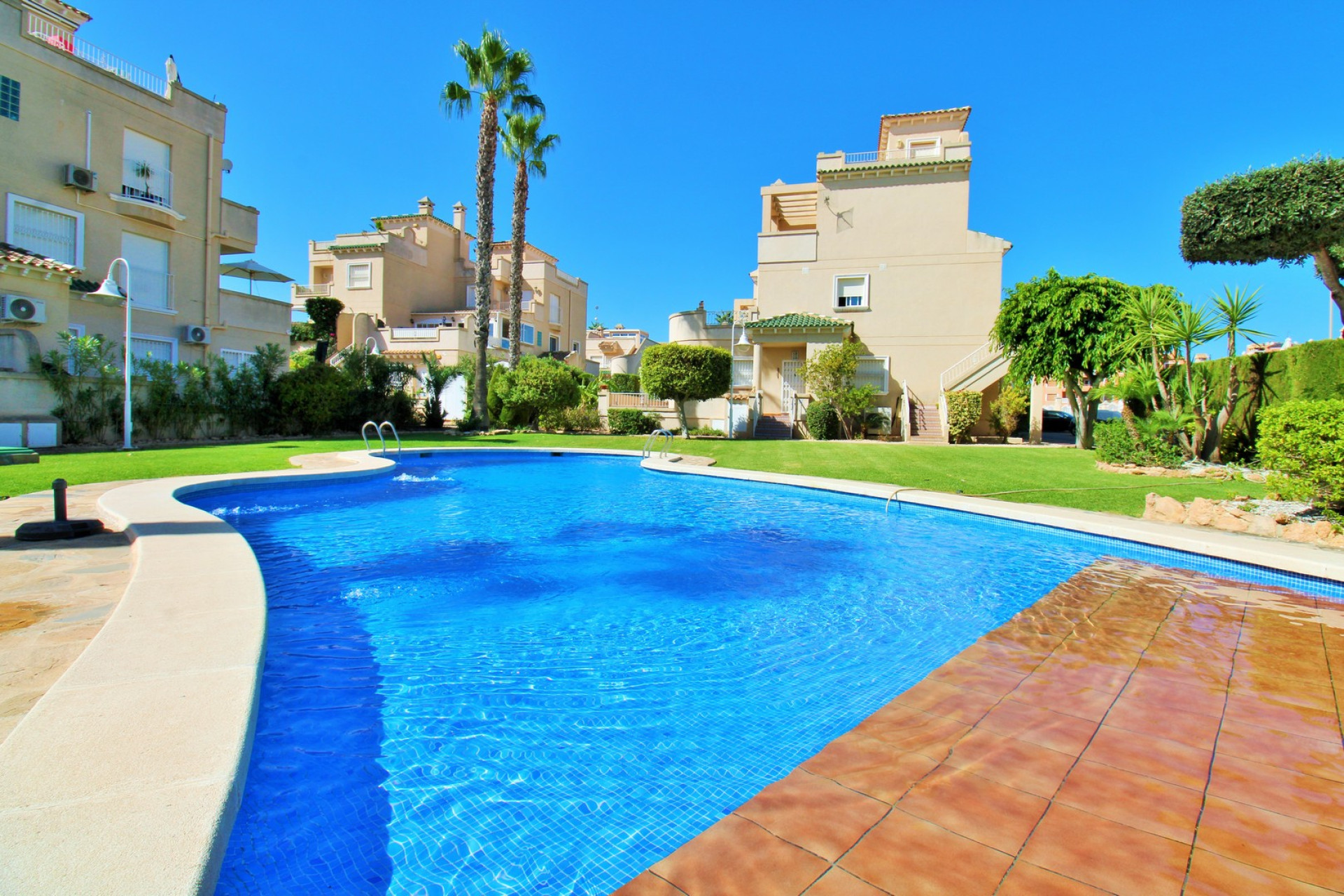 Reventa - Apartamento / piso - Villamartin - PAU 8