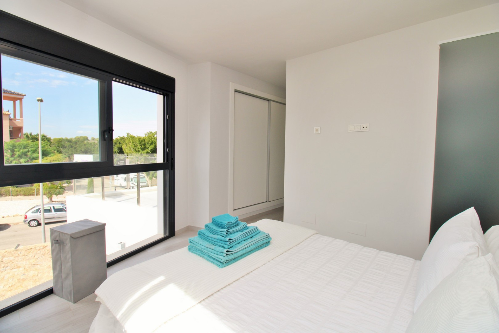 Reventa - Apartamento / piso - Villamartin - PAU 8