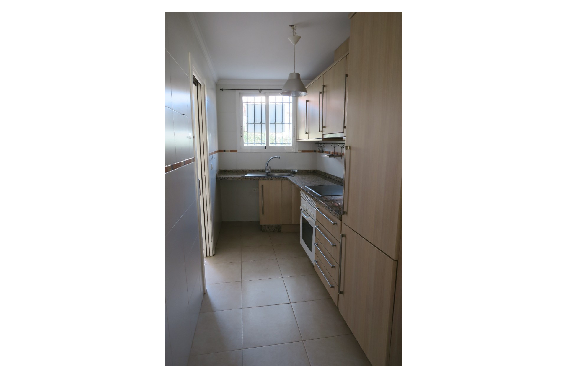 Reventa - Apartment / flat - Jesús Pobre - Centro