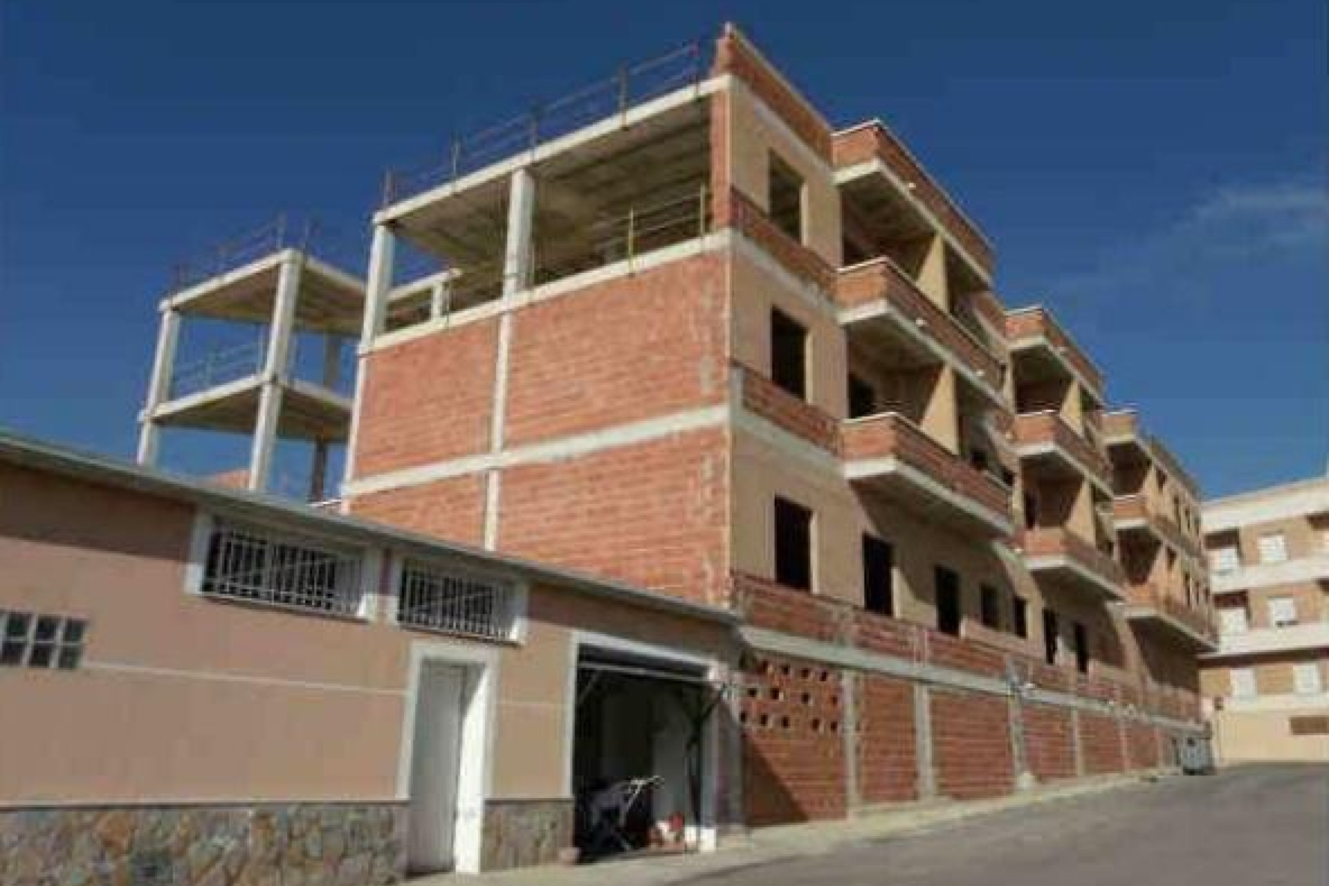 Reventa - Building - Los Montesinos - CENTRO