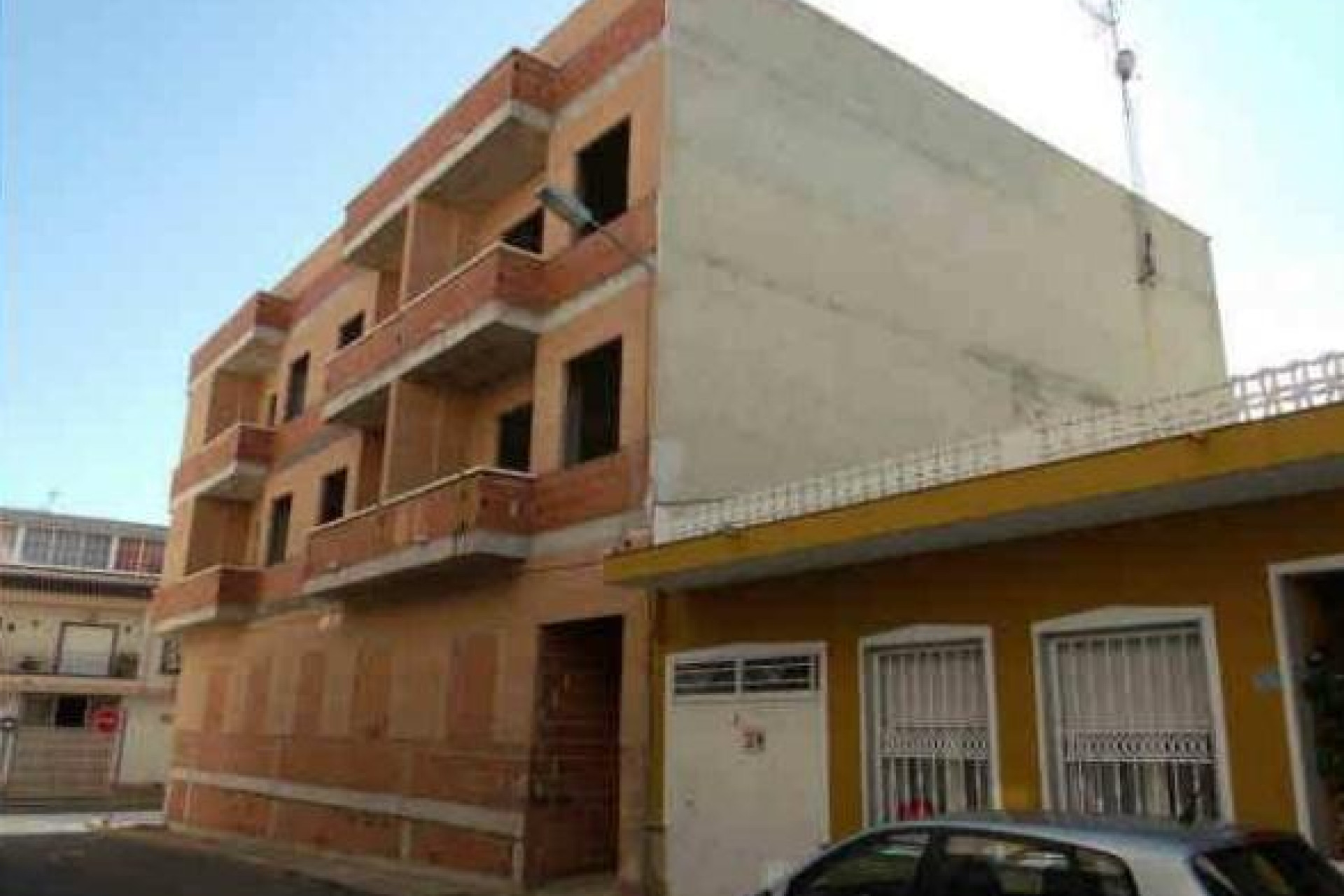 Reventa - Building - Los Montesinos - CENTRO