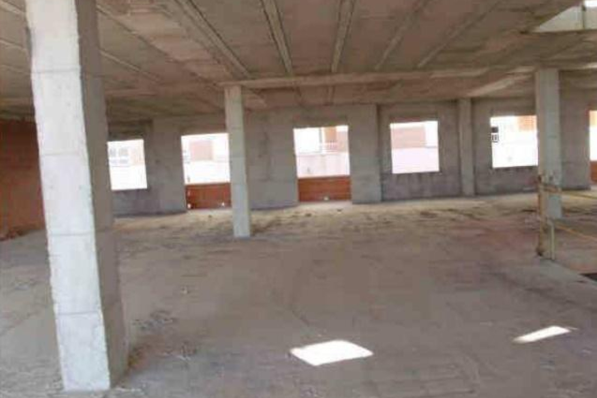Reventa - Building - Los Montesinos - CENTRO