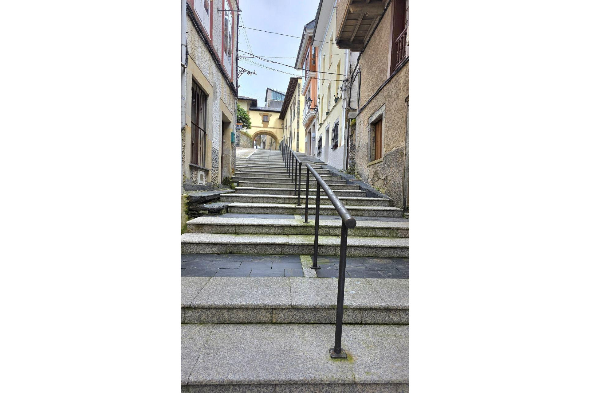 Reventa - Building - Valdes - Luarca - Valdés