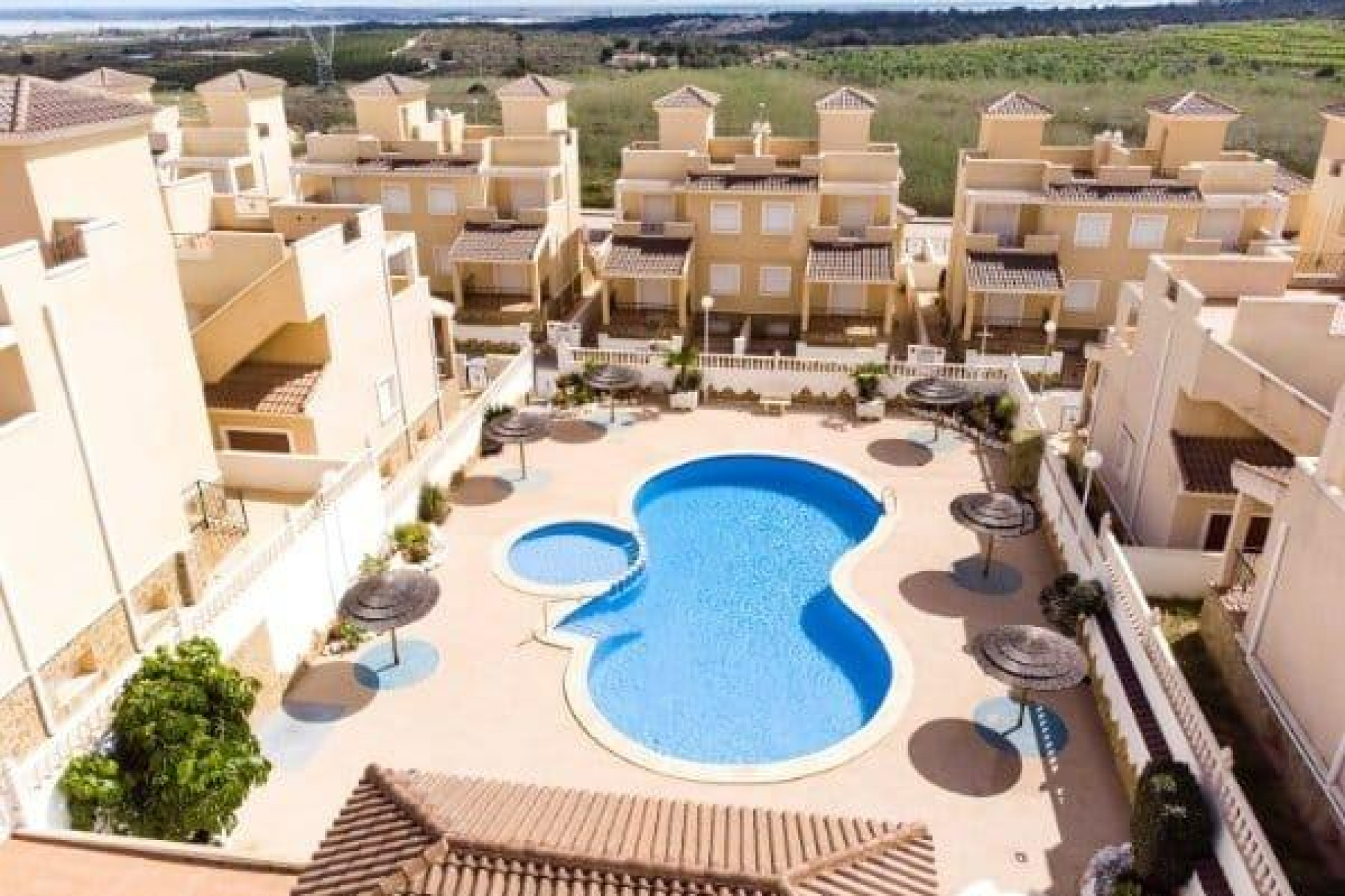 Reventa - Bungalow - San Miguel de Salinas - Residencial los flamencos