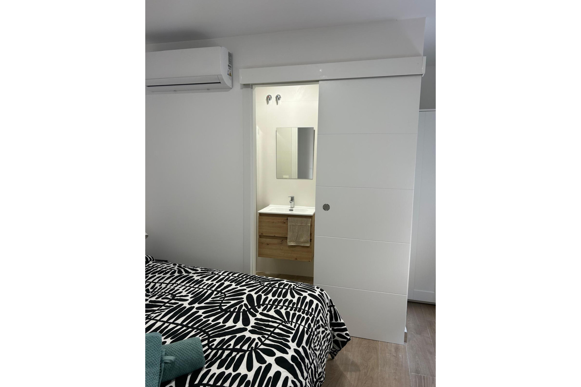 Reventa - Casa de Pueblo - Benidorm - Levante