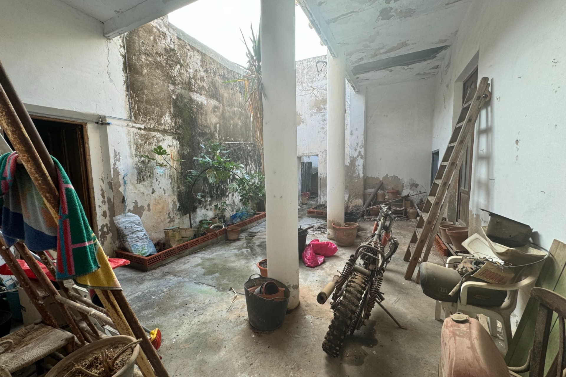 Reventa - Casa de Pueblo - Vergel