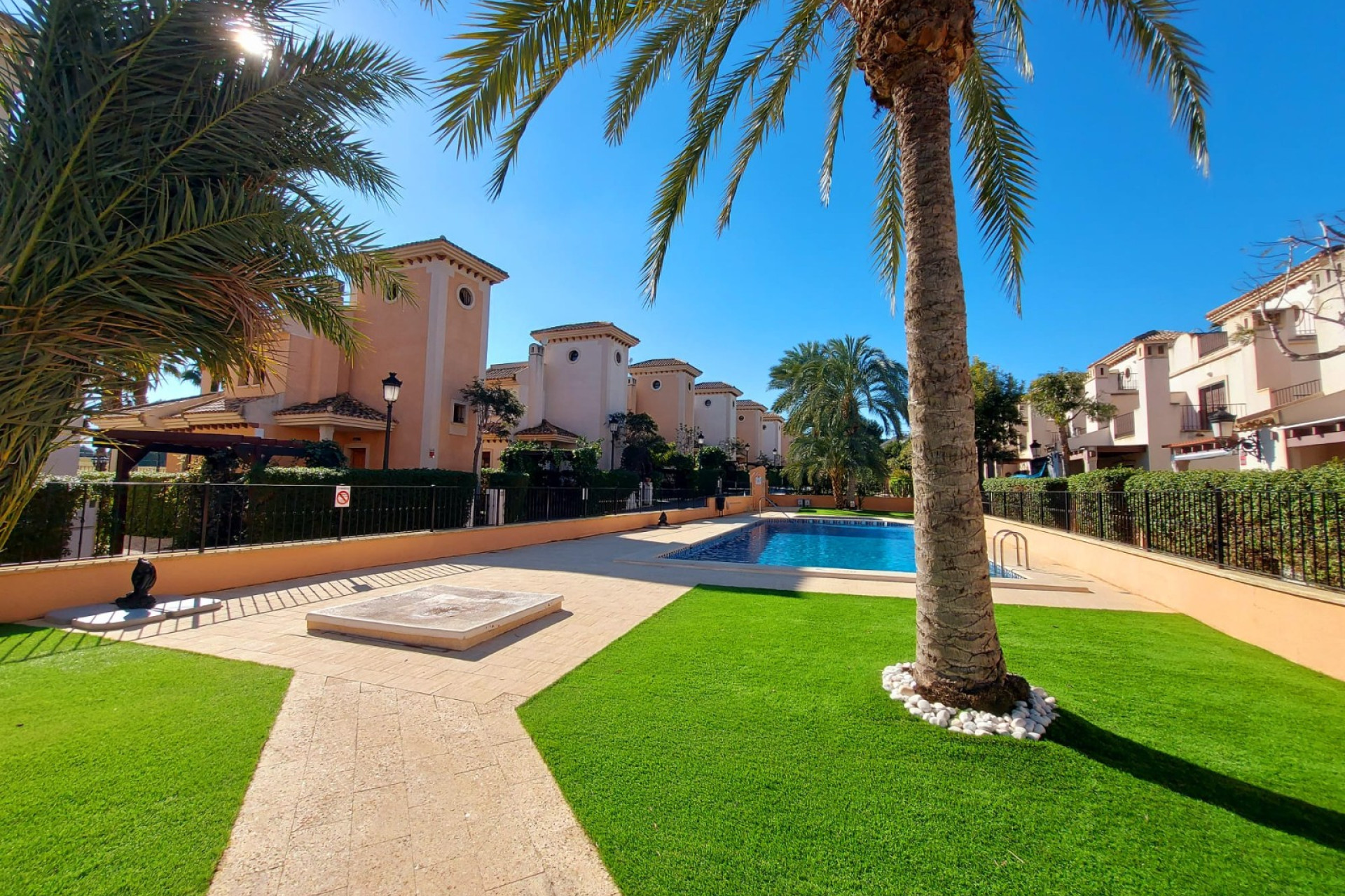 Reventa - Casa semi independiente - Algorfa