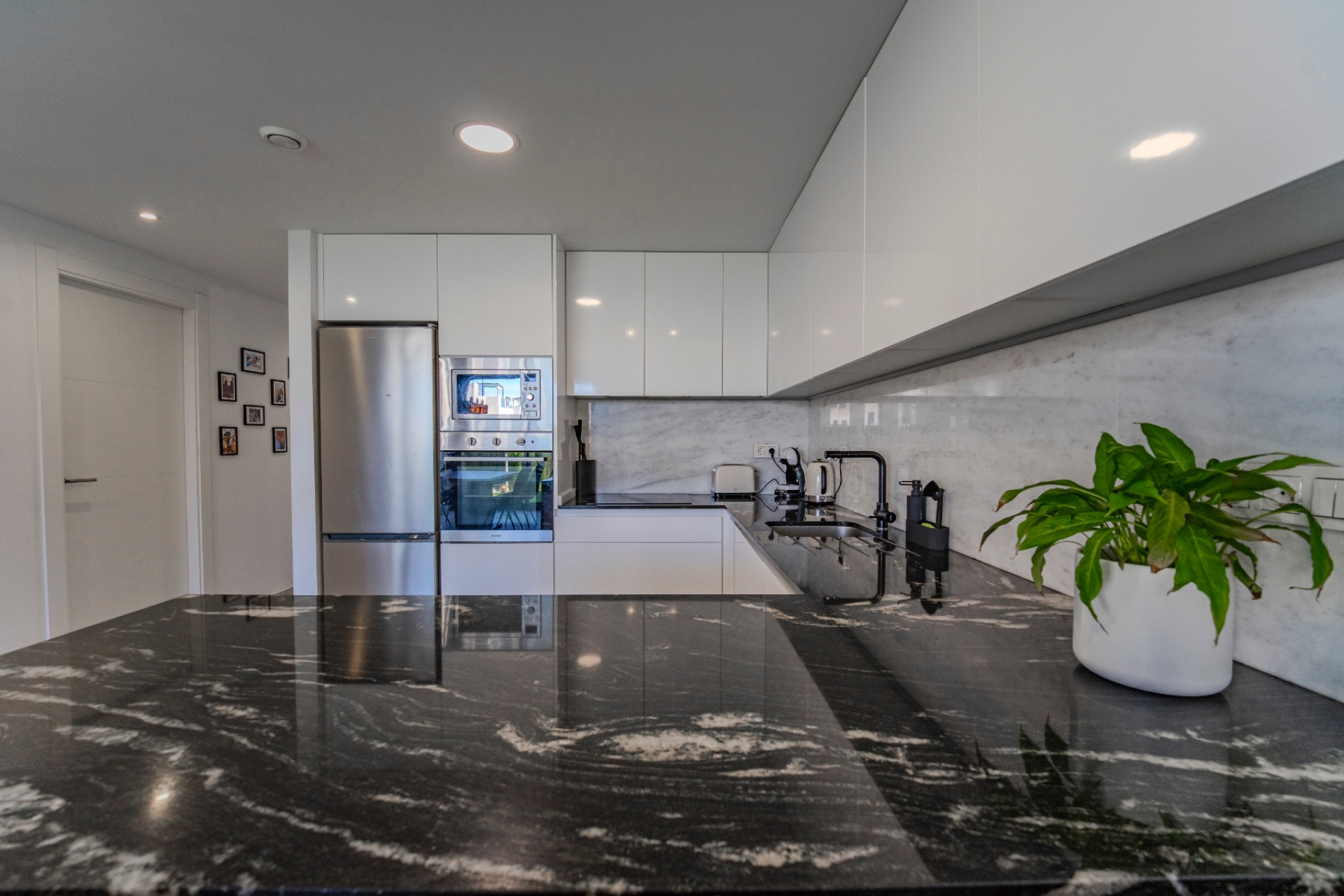 Reventa - Casa semi independiente - Benijofar