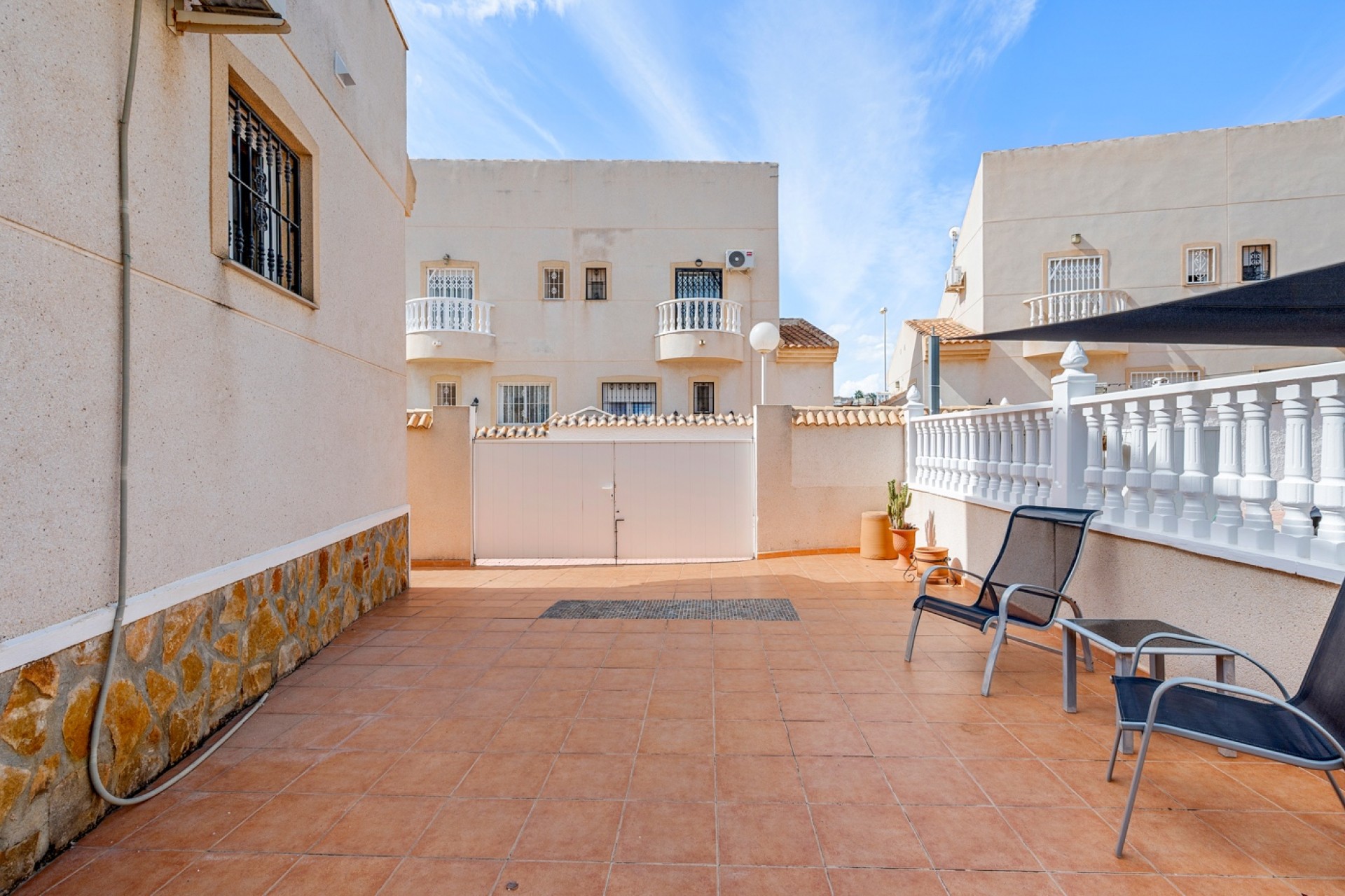 Reventa - Casa semi independiente - Ciudad Quesada - Ciudad Quesada - Town