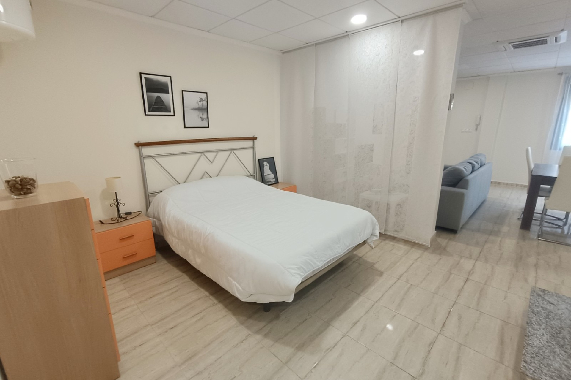 Reventa - Casa semi independiente - Ciudad Quesada