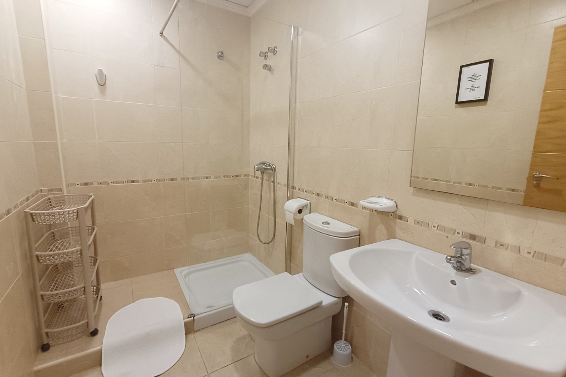 Reventa - Casa semi independiente - Ciudad Quesada