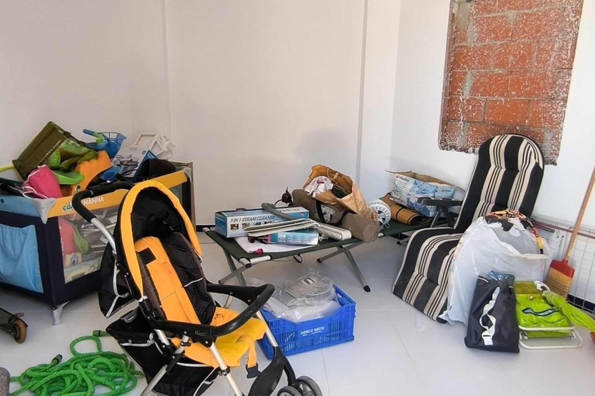 Reventa - Casa semi independiente - Ciudad Quesada