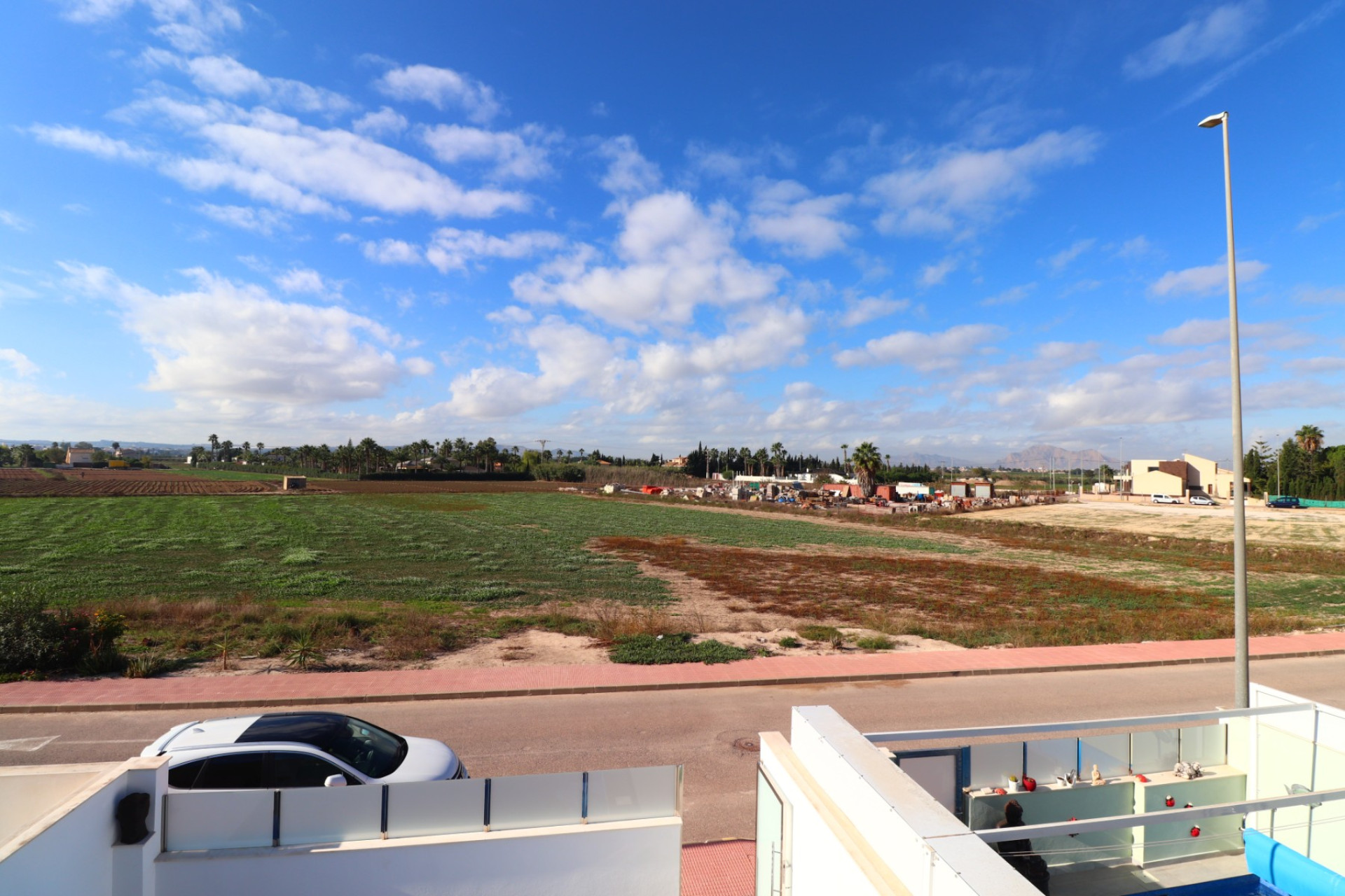 Reventa - Casa semi independiente - Daya Vieja - Daya Vieja - Town