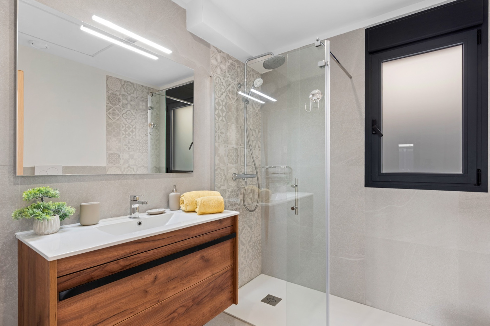 Reventa - Casa semi independiente - La Marina - La Marina - Urbanization