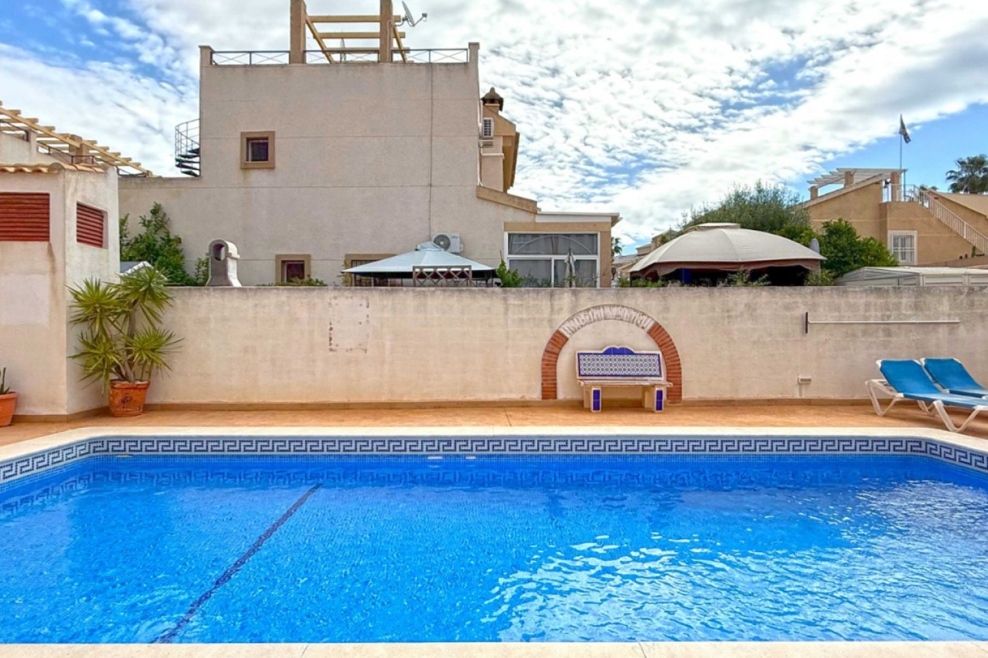 Reventa - Casa semi independiente - Orihuela Costa - Los Altos