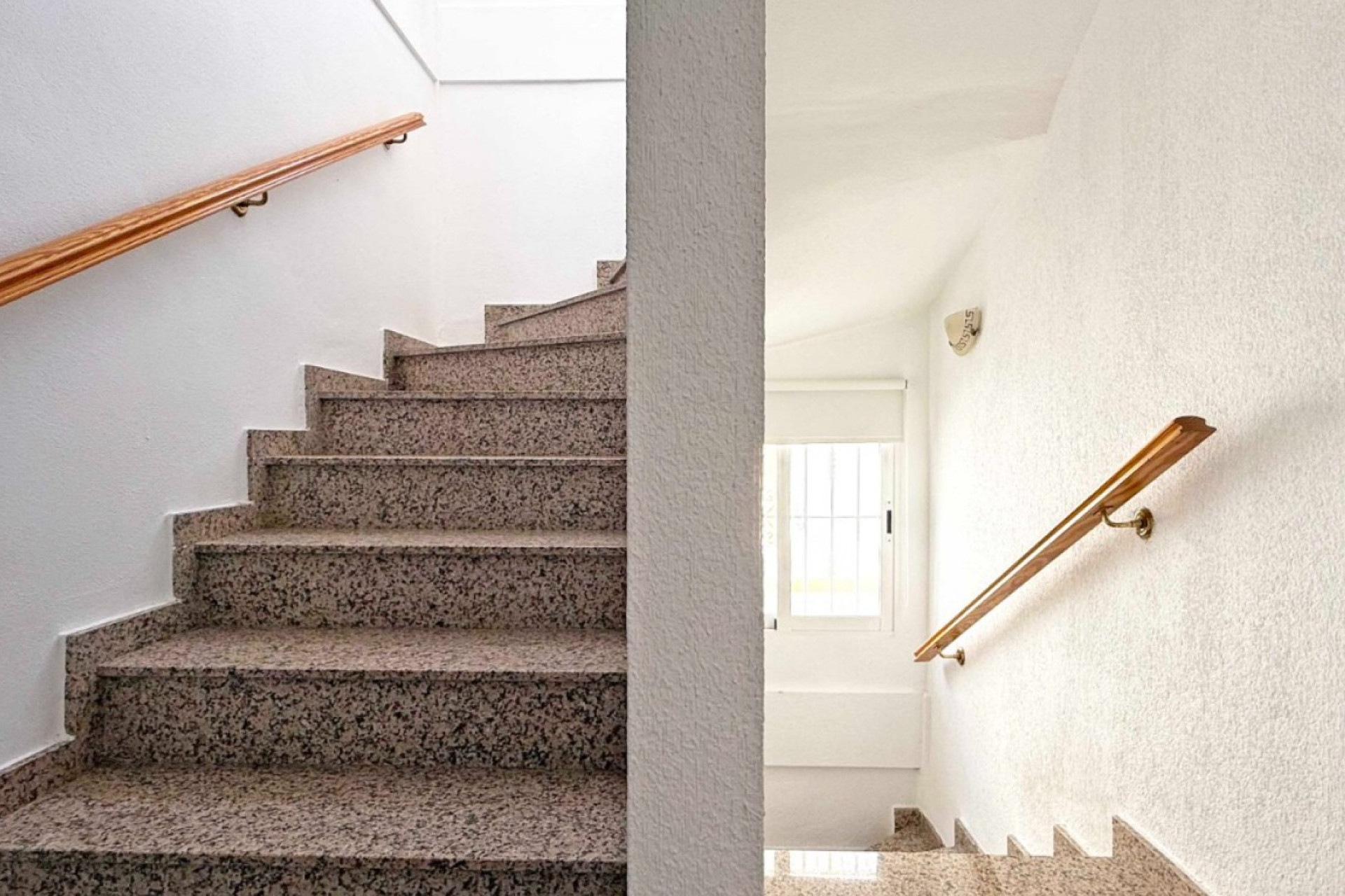 Reventa - Casa semi independiente - Orihuela Costa - Los Altos