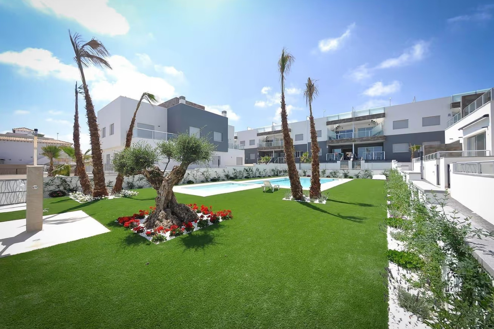 Reventa - Casa semi independiente - Orihuela Costa - Punta Prima