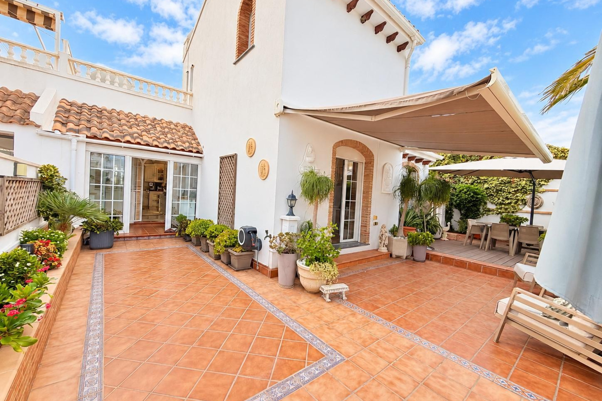 Reventa - Casa semi independiente - Orihuela Costa - Villamartin
