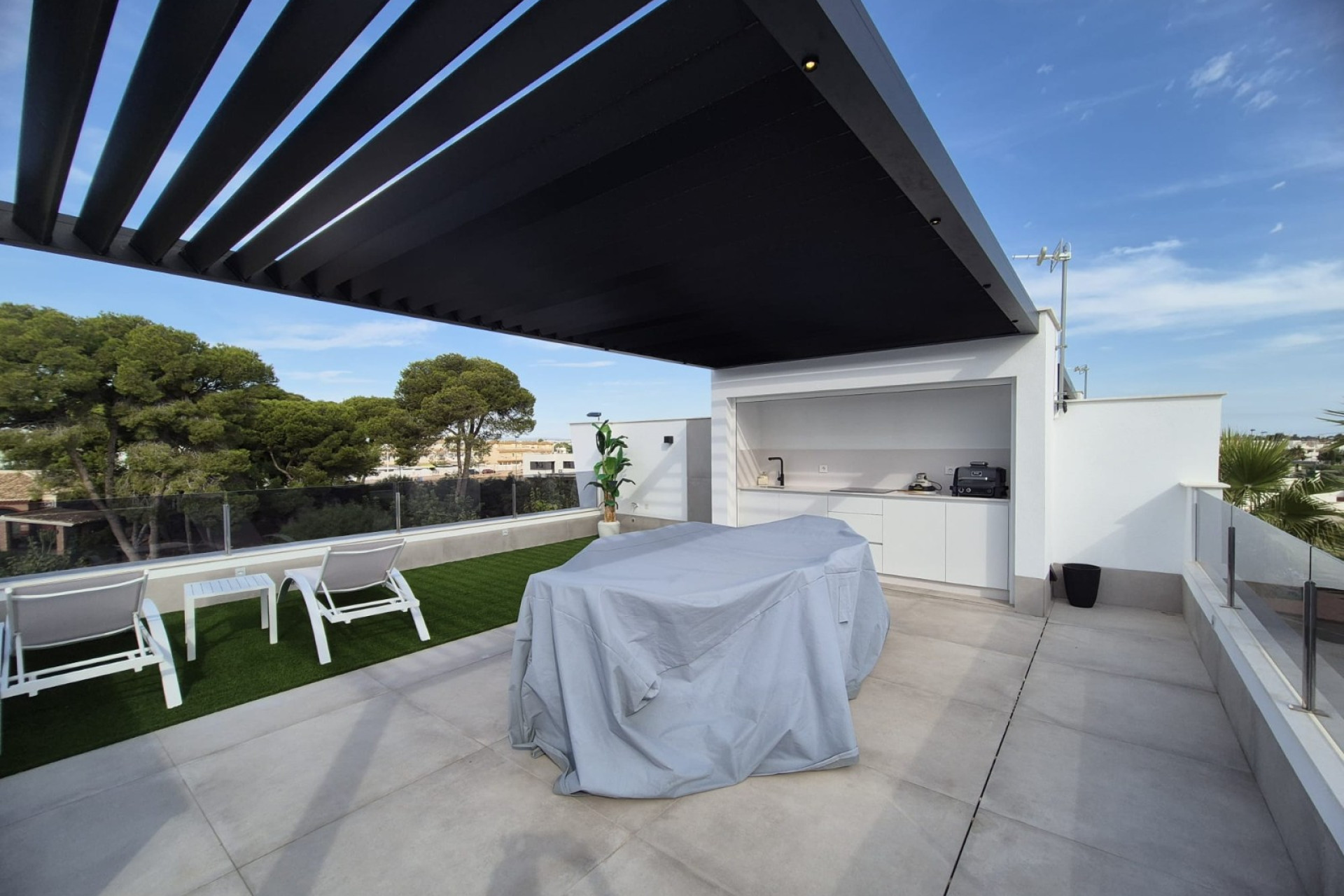 Reventa - Casa semi independiente - Santiago de La Ribera - Santiago de La Ribera - Town