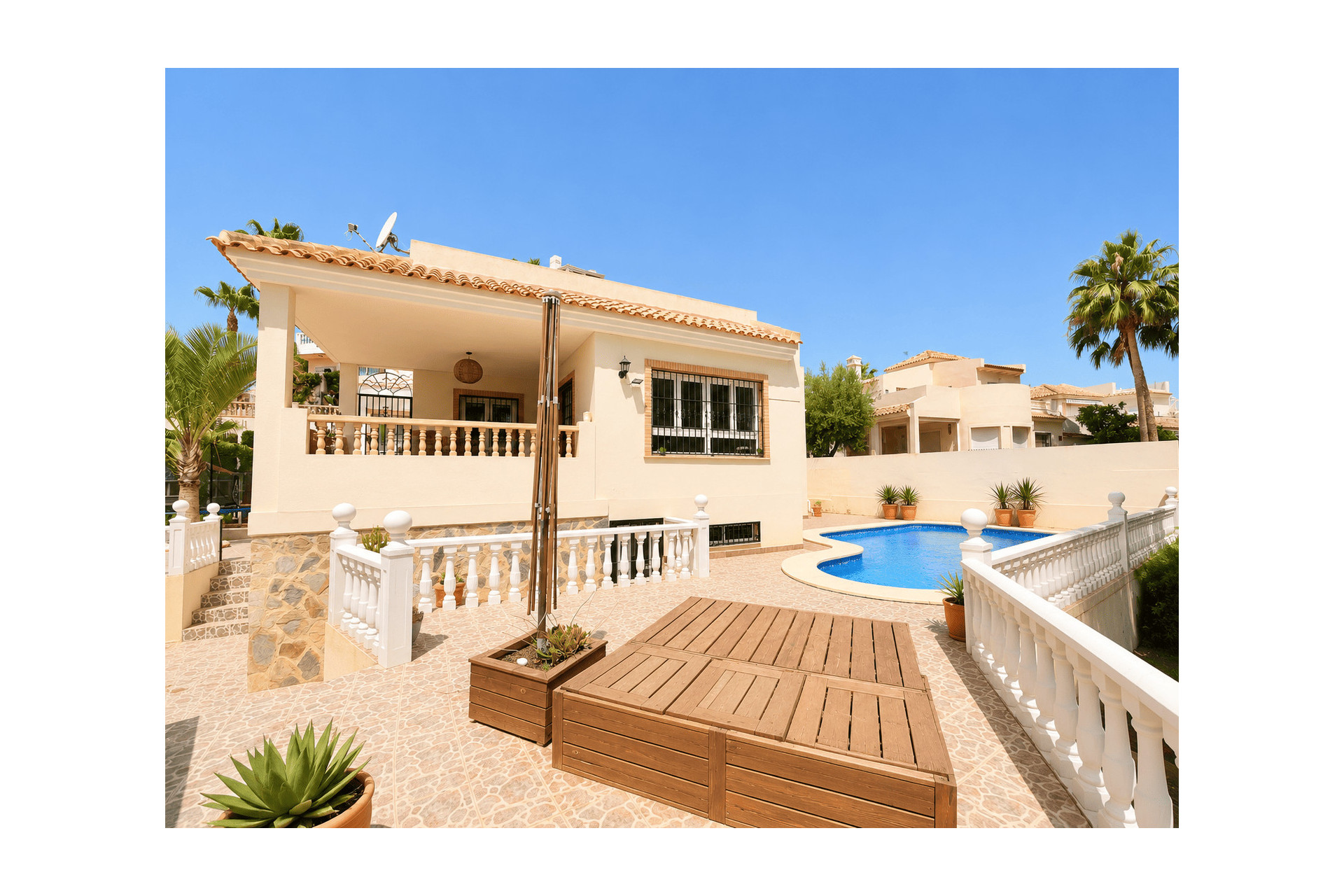 Reventa - Chalet Independiente - Orihuela Costa