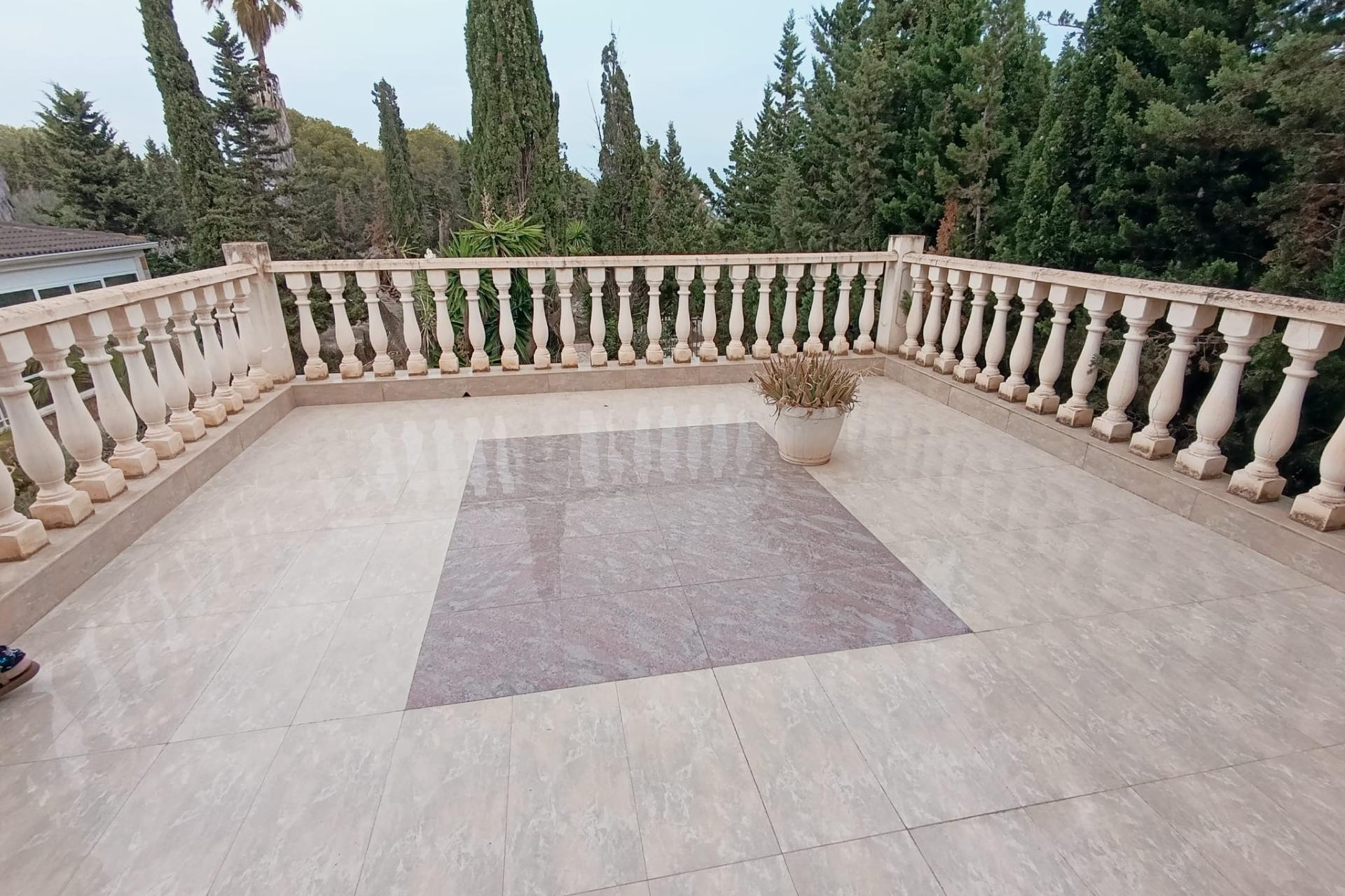 Reventa - Country House - LA MARINA