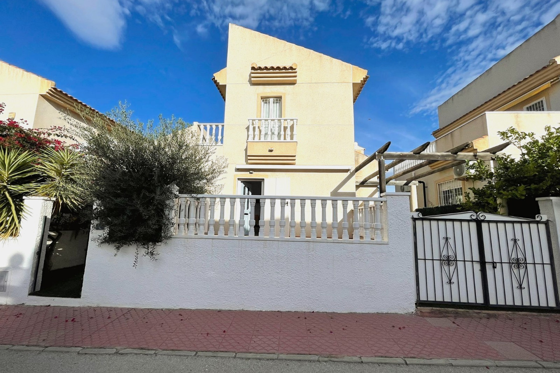 Reventa - Detached Villa - Ciudad Quesada - Airstrip