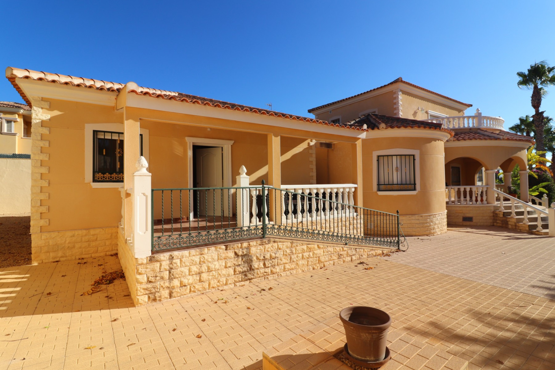 Reventa - Detached Villa - La Marina - La Escuera