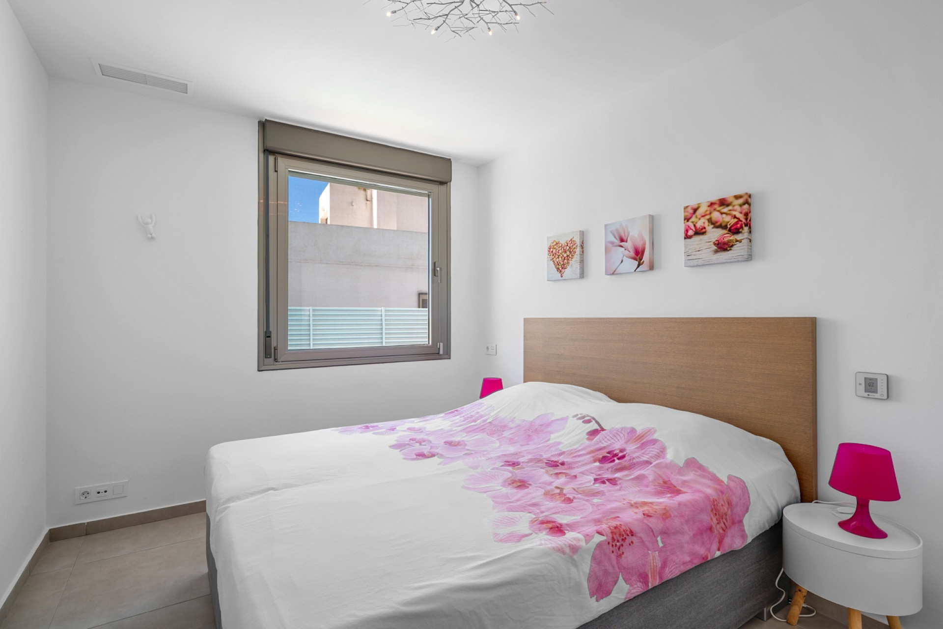 Reventa - Detached Villa - La Marina - La Marina - Urbanization