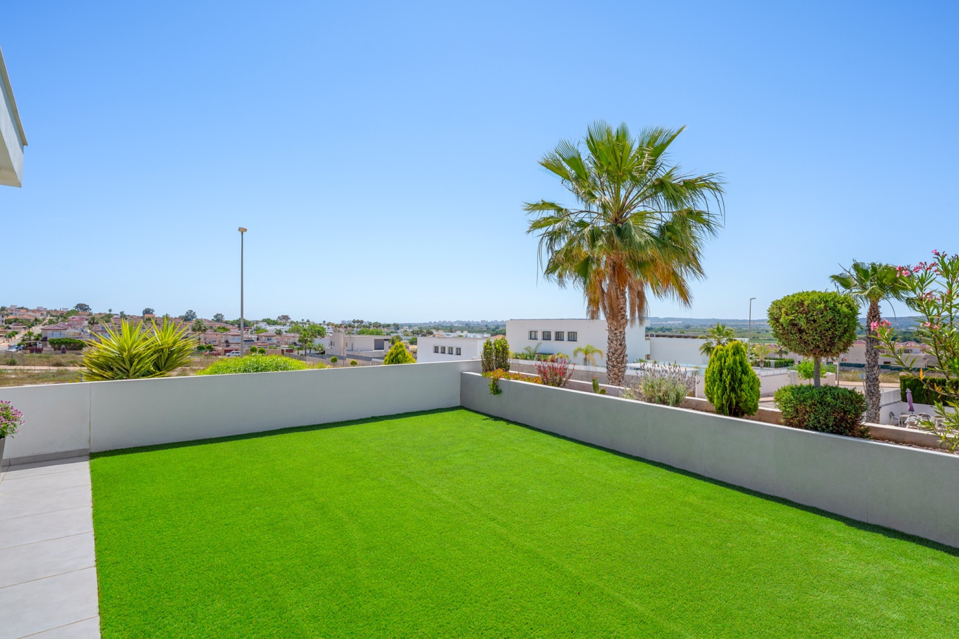 Reventa - Detached Villa - La Marina - La Marina - Urbanization