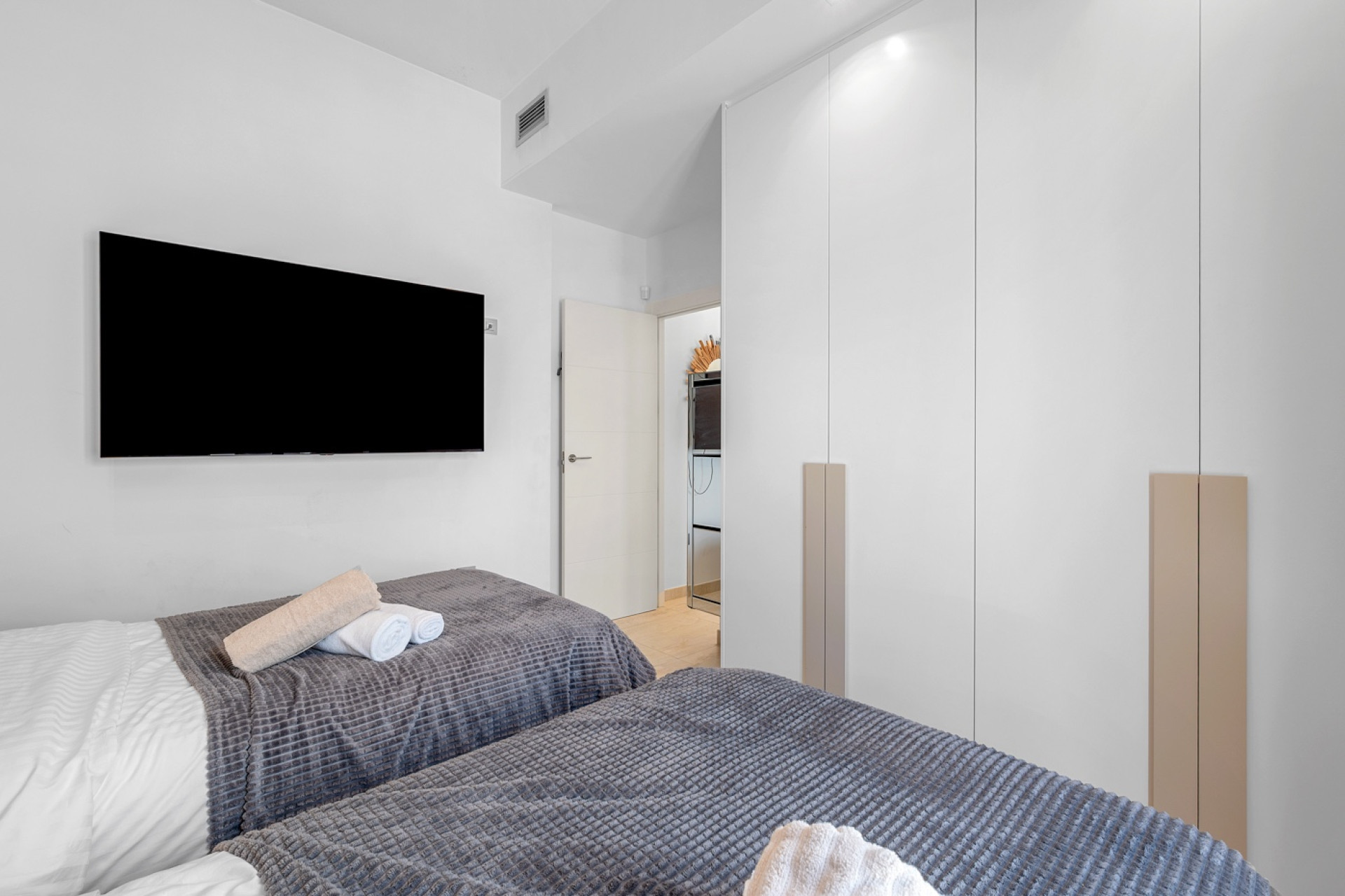 Reventa - Detached Villa - Orihuela Costa - Villamartin