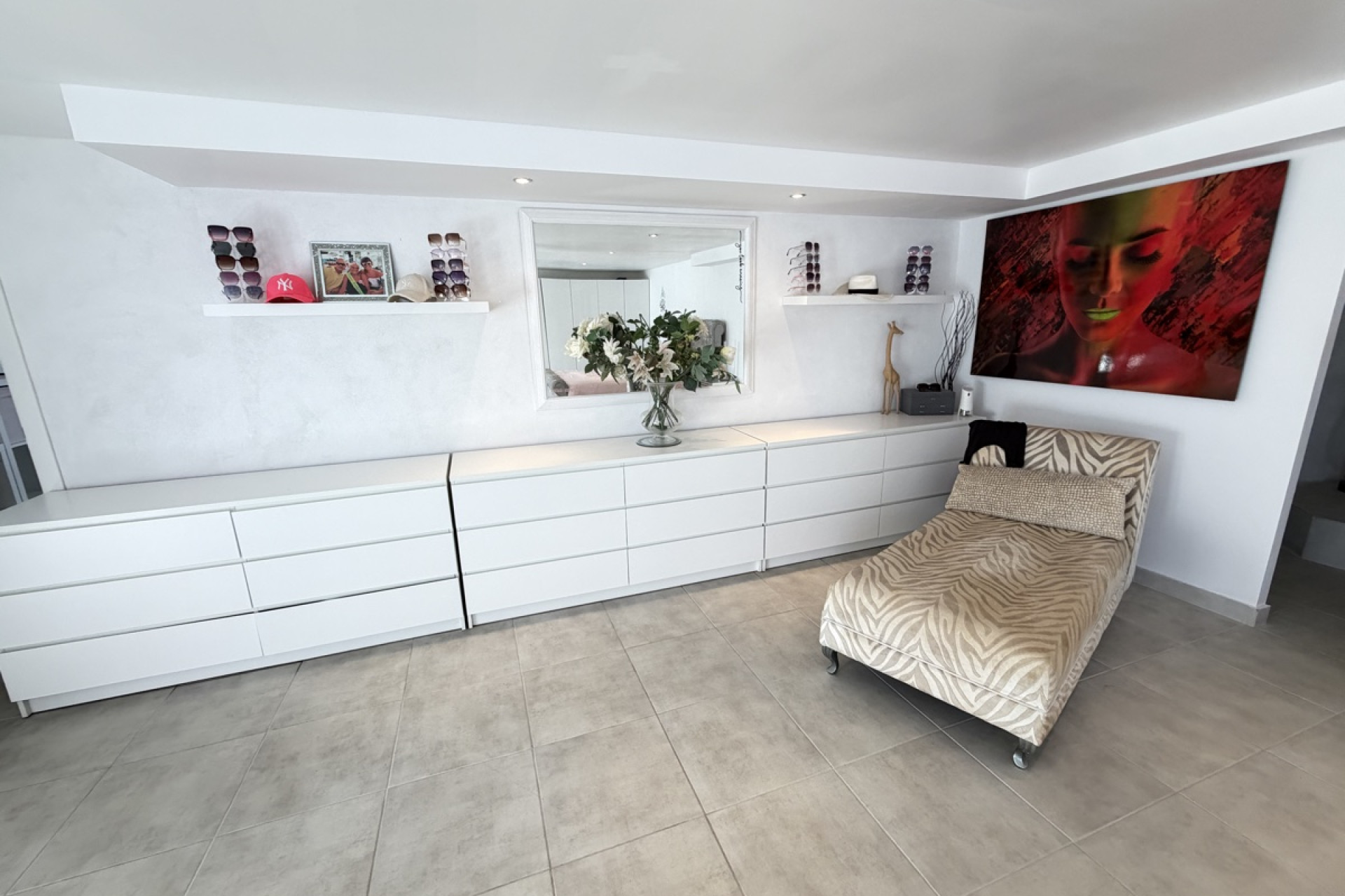 Reventa - Detached Villa - San Miguel de Salinas - Lake View Mansions
