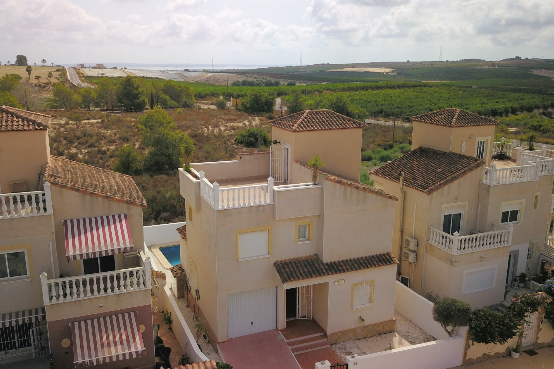Reventa - Detached Villa - San Miguel de Salinas - Lake View Mansions