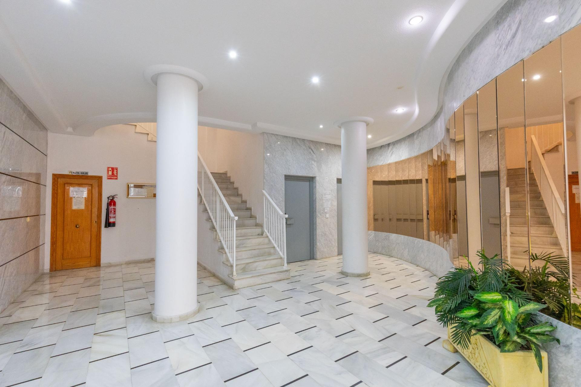 Reventa - Flat - Torrevieja - Playa del cura