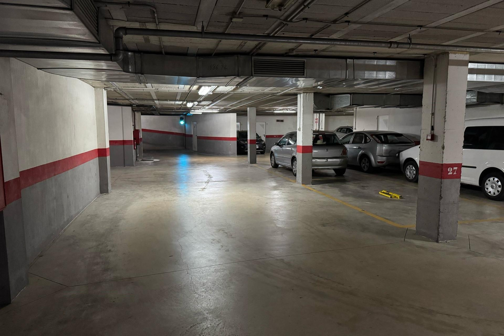 Reventa - Garaje - Torrevieja - Centro