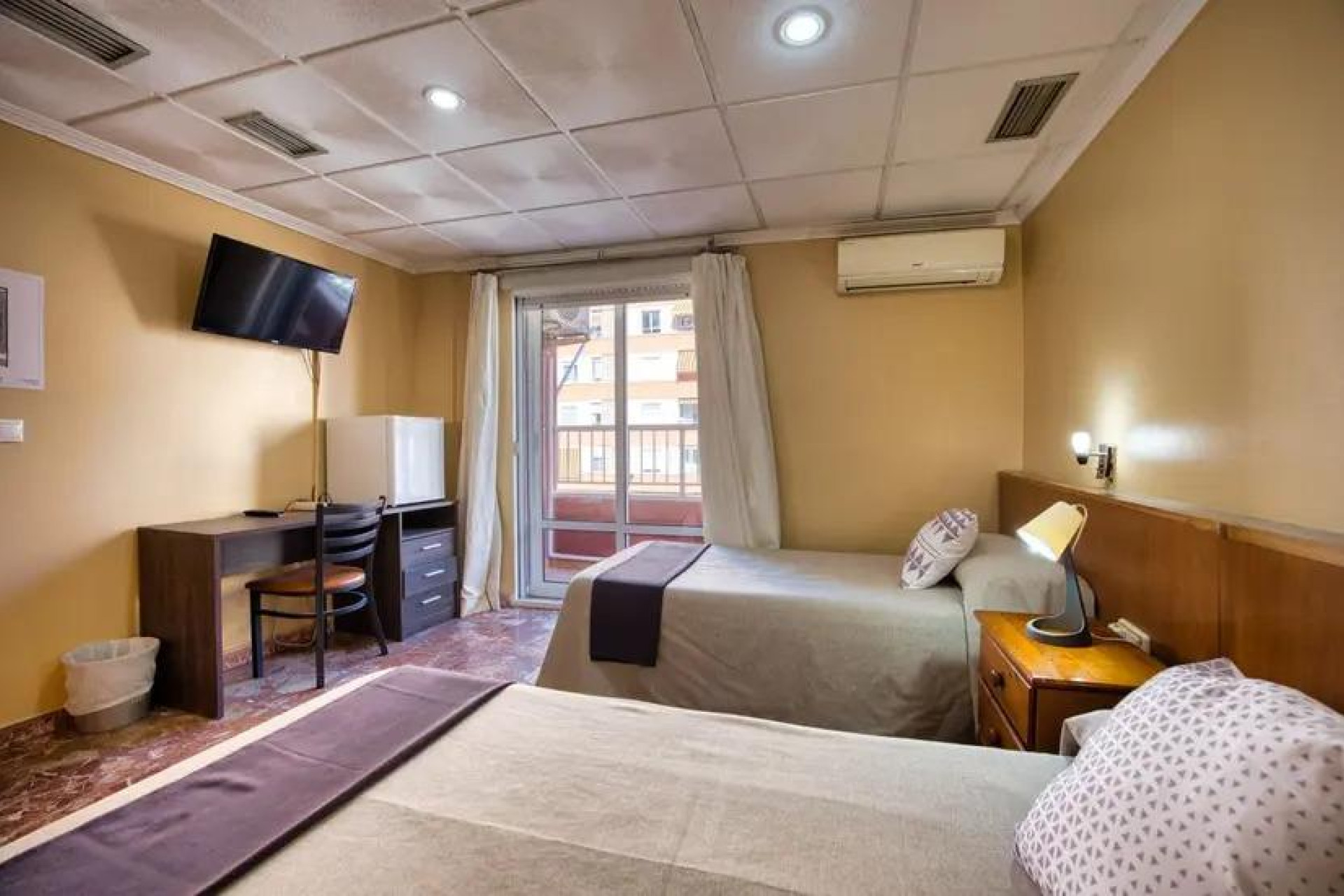 Reventa - Hotel - Torrevieja - Centro