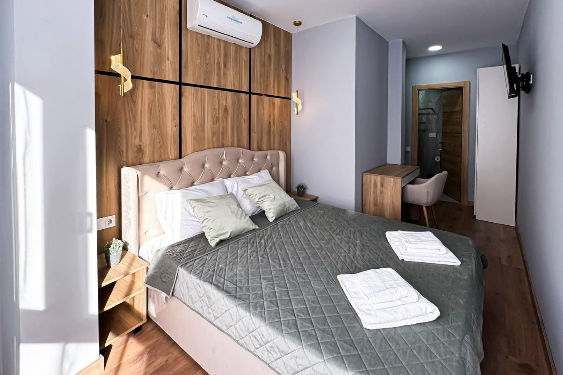 Reventa - Hotel - Torrevieja - Centro