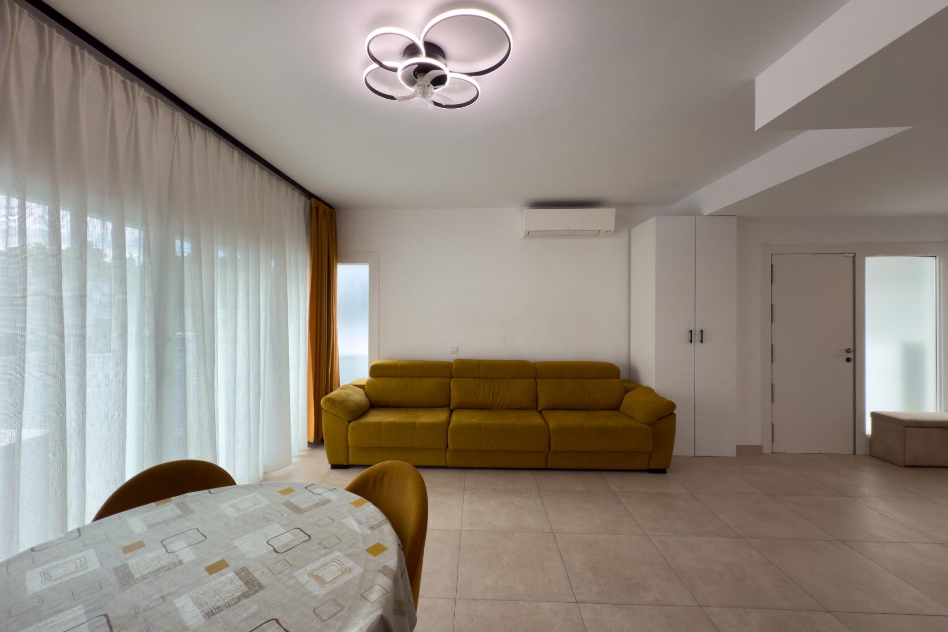 Reventa - House - La Nucía - Urbanizaciones