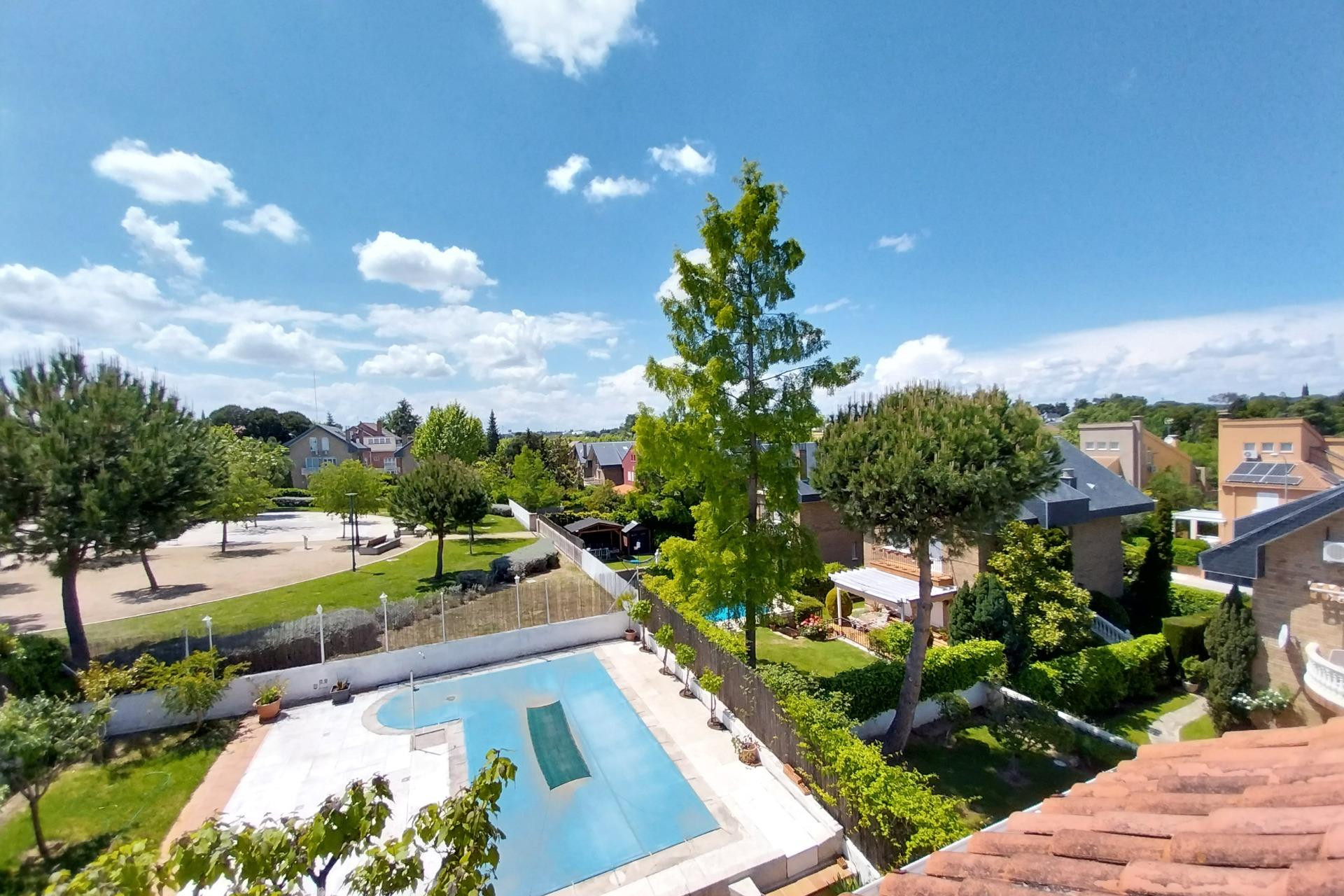 Reventa - House - Pozuelo de Alarcon - Zona Pueblo