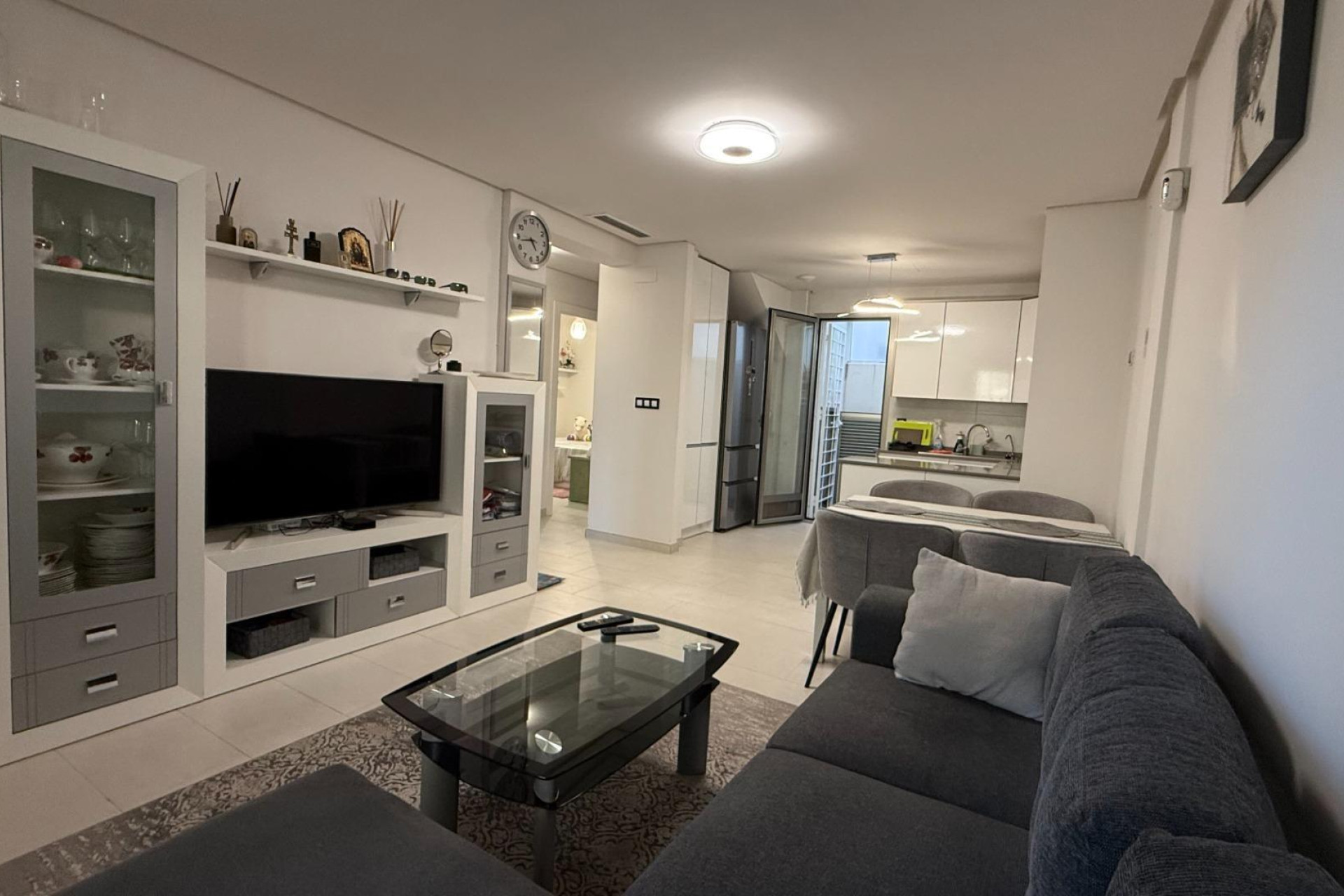 Reventa - House - Torrevieja - Aguas Nuevas