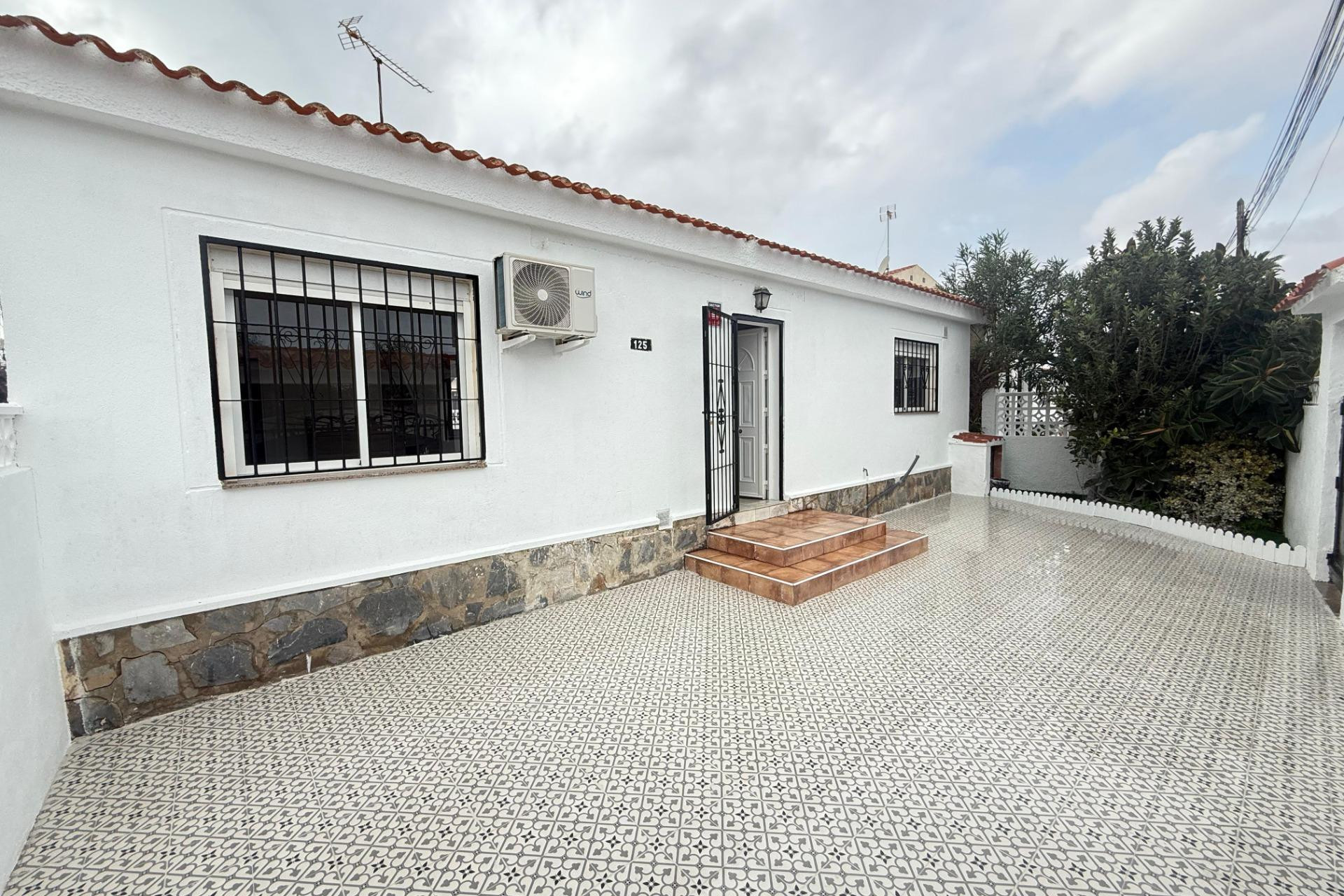 Reventa - House - Torrevieja - Los Frutales