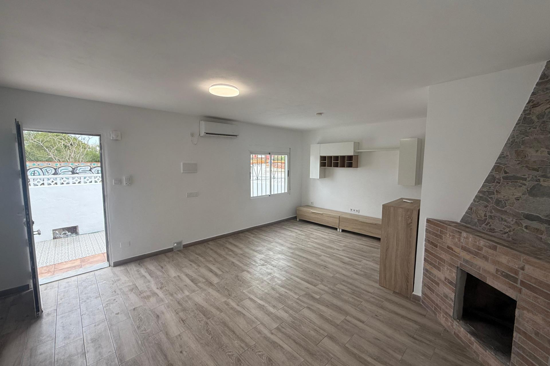 Reventa - House - Torrevieja - Los Frutales