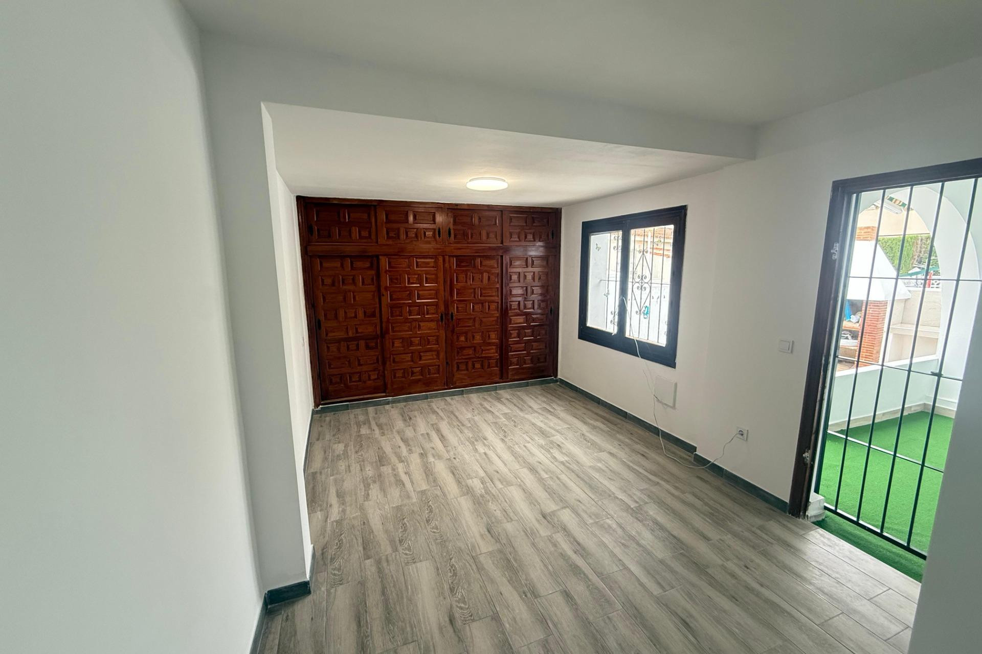 Reventa - House - Torrevieja - Los Frutales