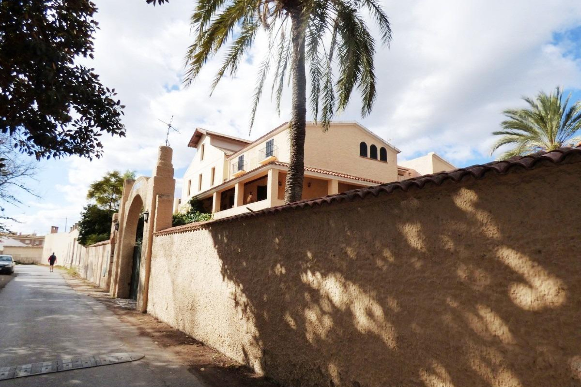 Reventa - Inmueble singular - San Juan de Alicante - Bellavista - Capiscol - Frank Espinós