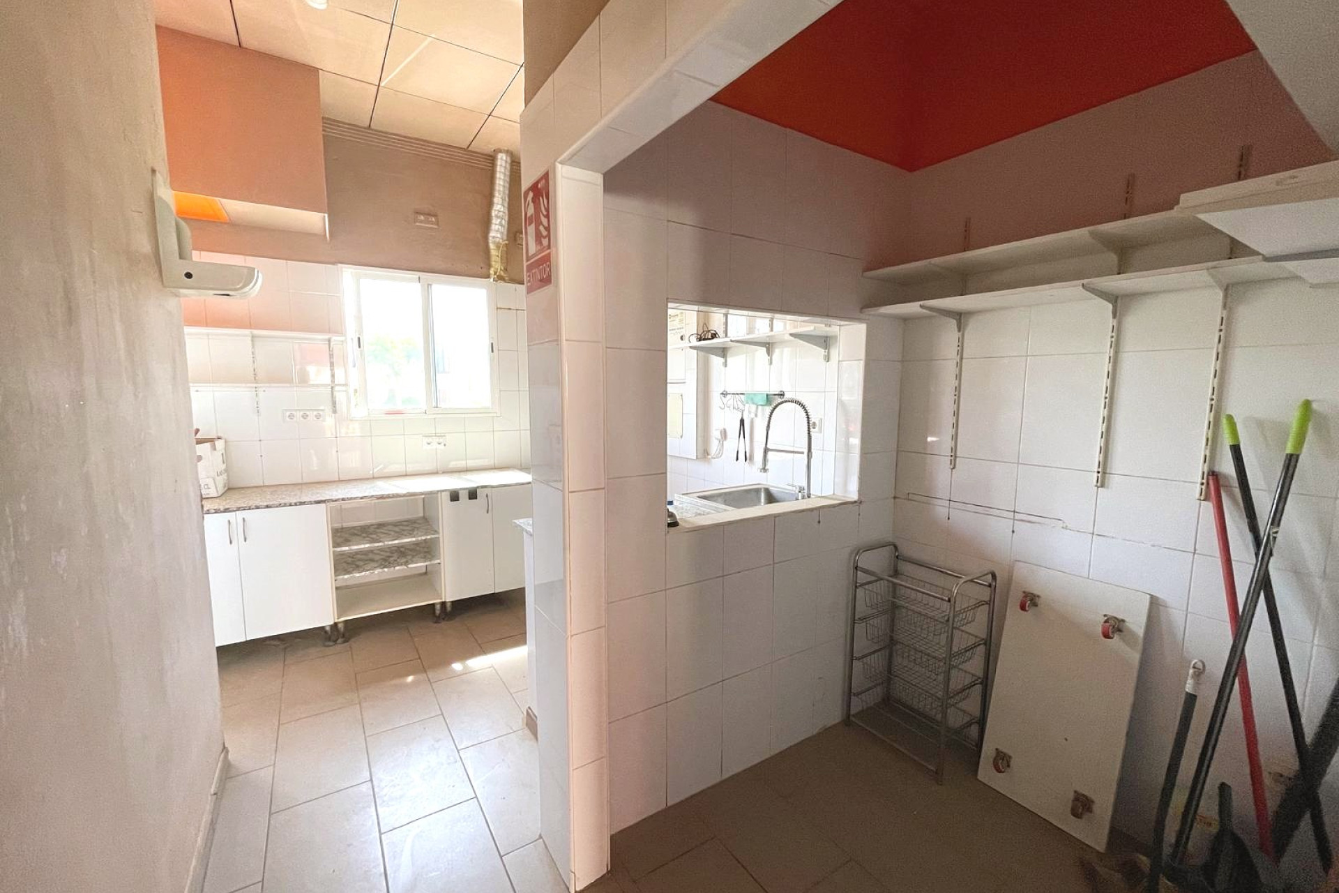 Reventa - Local comercial - Algorfa - La Finca Golf