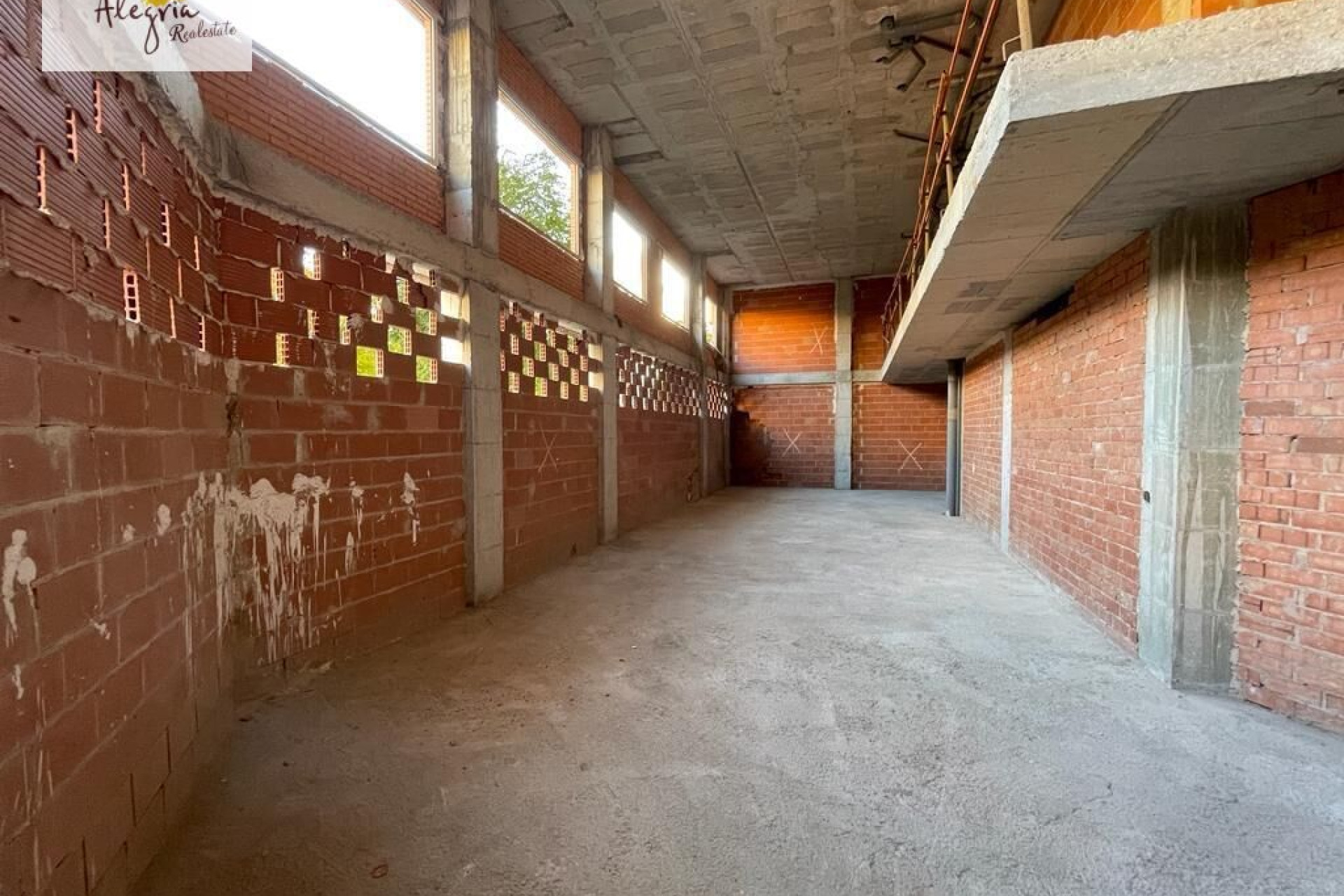 Reventa - Local Comercial - Alicante - Altozano